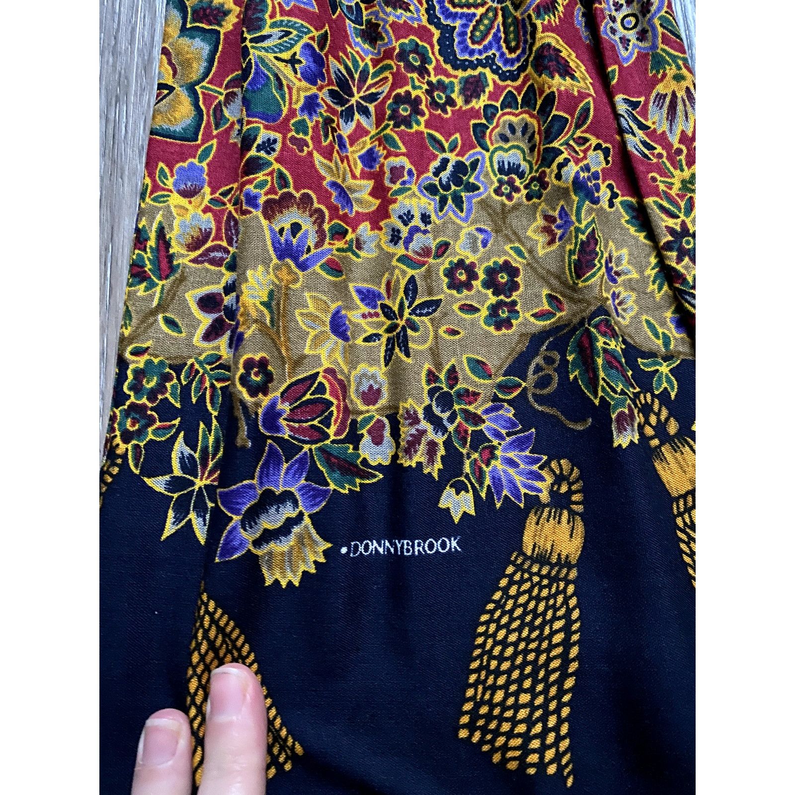 Vintage Vintage Slovenia Boho Patterned Long Scarf Hippy Red Floral Size ONE SIZE - 3 Thumbnail