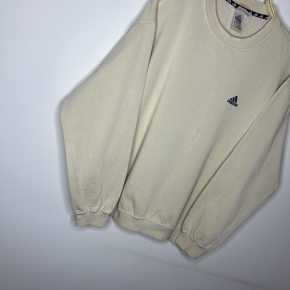 Adidas × Vintage Vintage Adidas Cream Beige Sweatshirt rare Size US M / EU 48-50 / 2 - 3 Thumbnail
