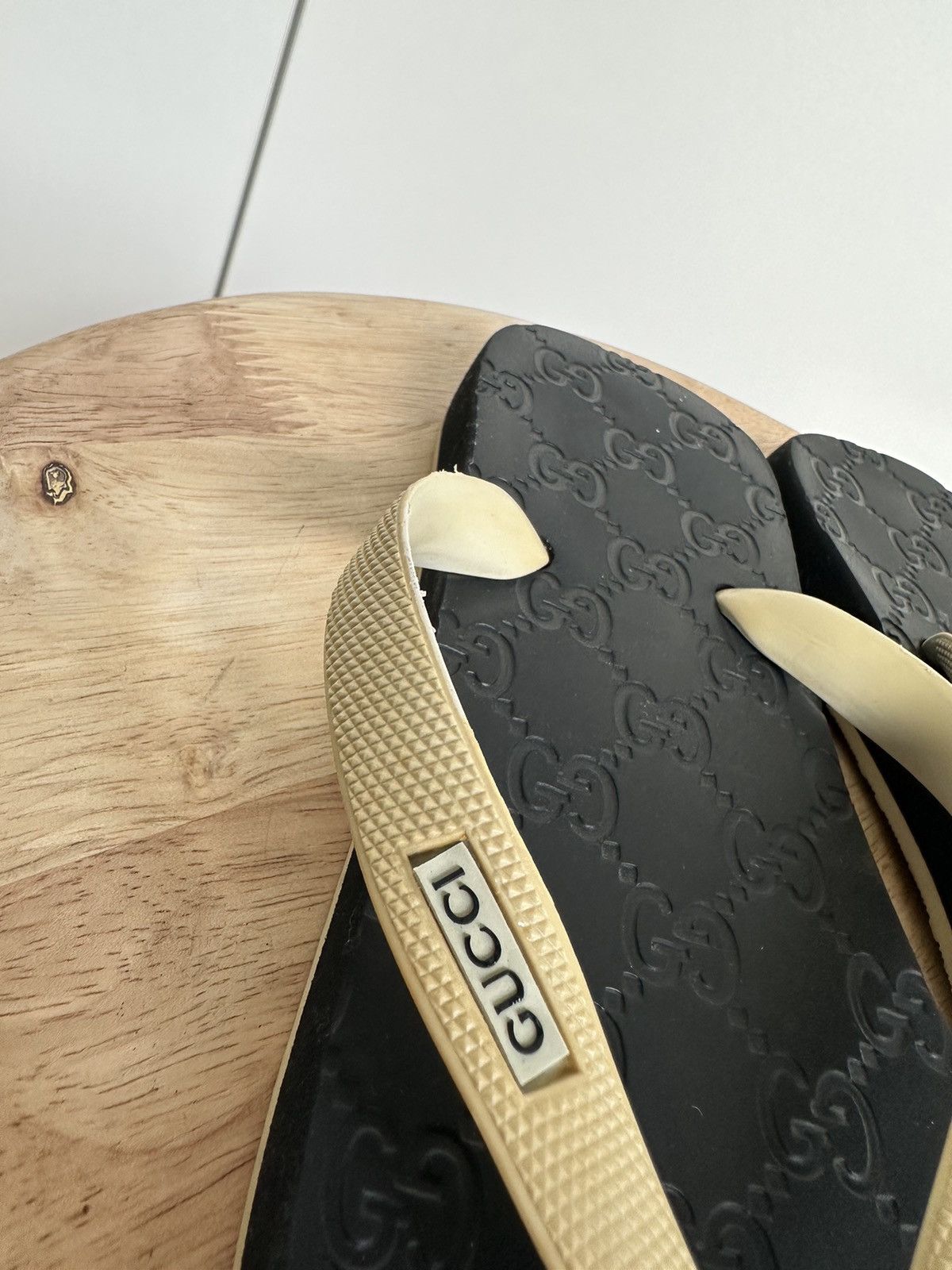 Gucci Gucci Thong Sandal designer luxury monogram Size US 5 / EU 37 - 4 Thumbnail