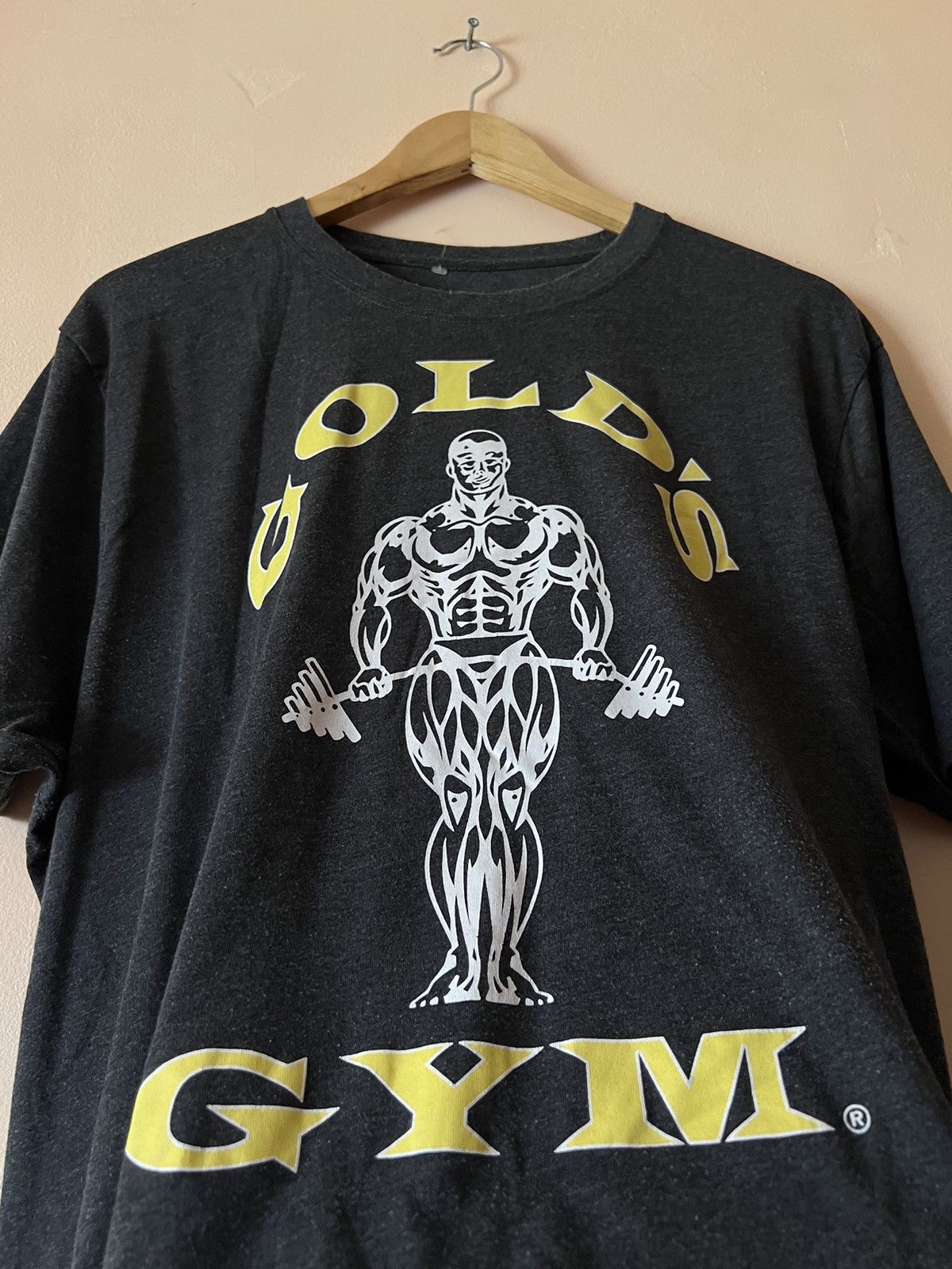 Band Tees × Vintage GOLD’S GYM MUSCLE FIT GRAPHIC LOGO TEE T SHIRT MUSCLE ARNOLD Size US XL / EU 56 / 4 - 2 Thumbnail