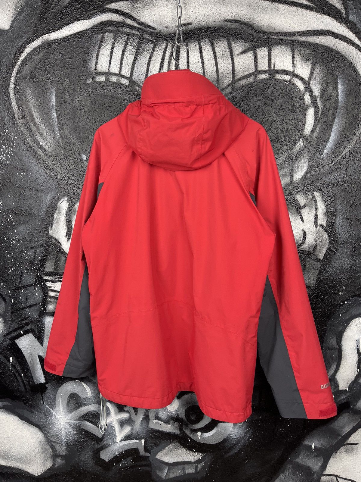 Berghaus Berghaus Gore-Tex Outdoor Red Full Zip Jacket Men’s Size L Size US L / EU 52-54 / 3 - 11 Thumbnail