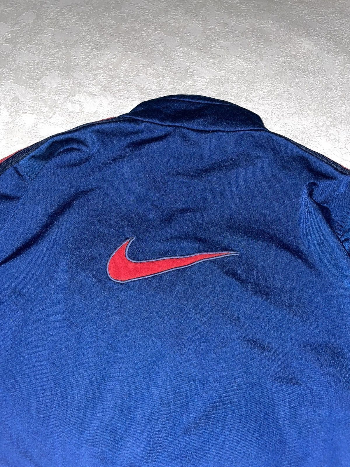 Nike Vintage Nike Big Swoosh Zip Sweatshirt Track Jacket Size US M / EU 48-50 / 2 - 4 Thumbnail