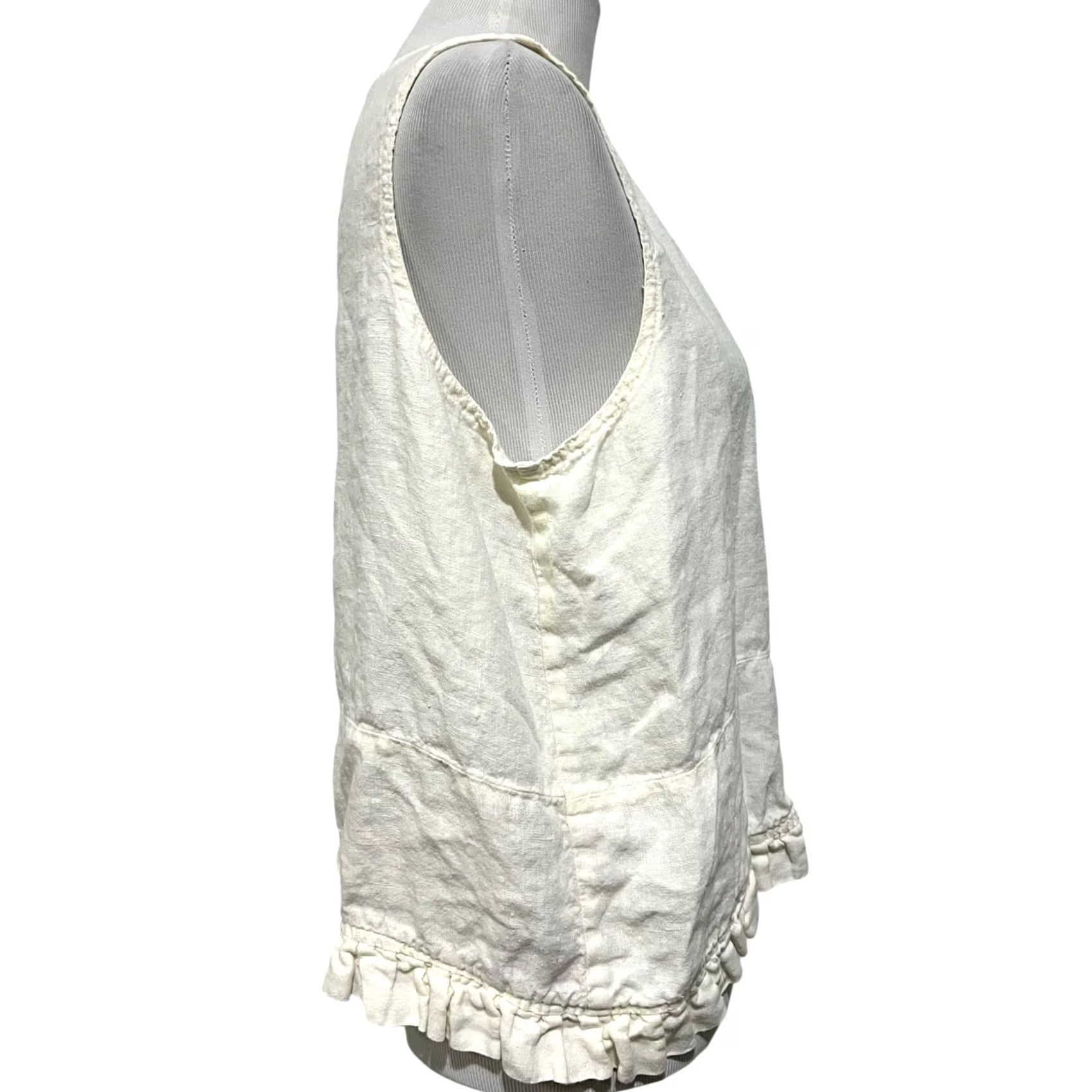 Vintage Liz & Jane Linen Vest Womens Size Small Ivory Ruffle Hem Lagenlook Vest Sleeveless V-Neck Button Blouse Mens Womens Girls Boys Size S / US 4 / IT 40 - 6 Thumbnail