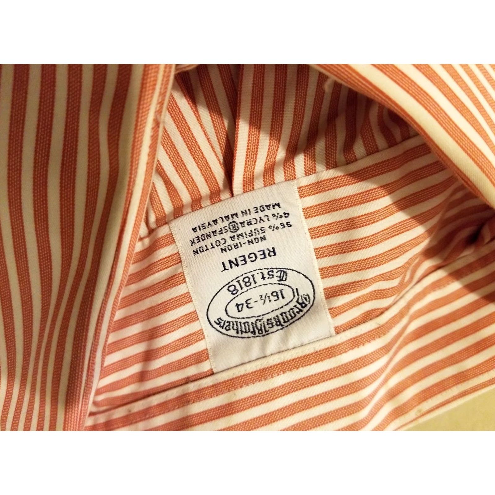 Brooks Brothers VINTAGE Brooks Brothers Dress Shirt 16.5 34 Red Cotton Button Mens 16.5 34 Cotton Shirt Men's Dress Shirt Red Button Brooks Brothers Size 46R - 3 Thumbnail