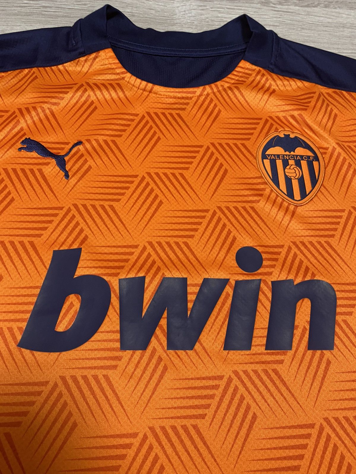 Puma Puma VALENCIA CF Away Jersey – 2021/22 SS Jersey MSRP $90 Size US L / EU 52-54 / 3 - 6 Thumbnail