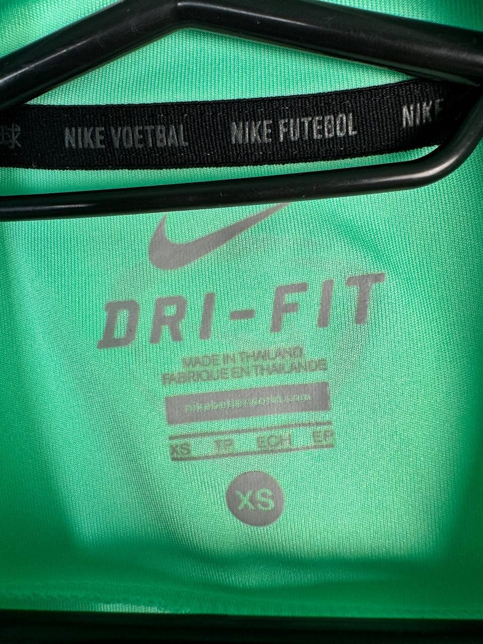 Nike BARCELONA 13 2014 TRAINING FOOTBALL SHIRT SOCCER JERSEY NIKE Size US XS / EU 42 / 0 - 2 Thumbnail
