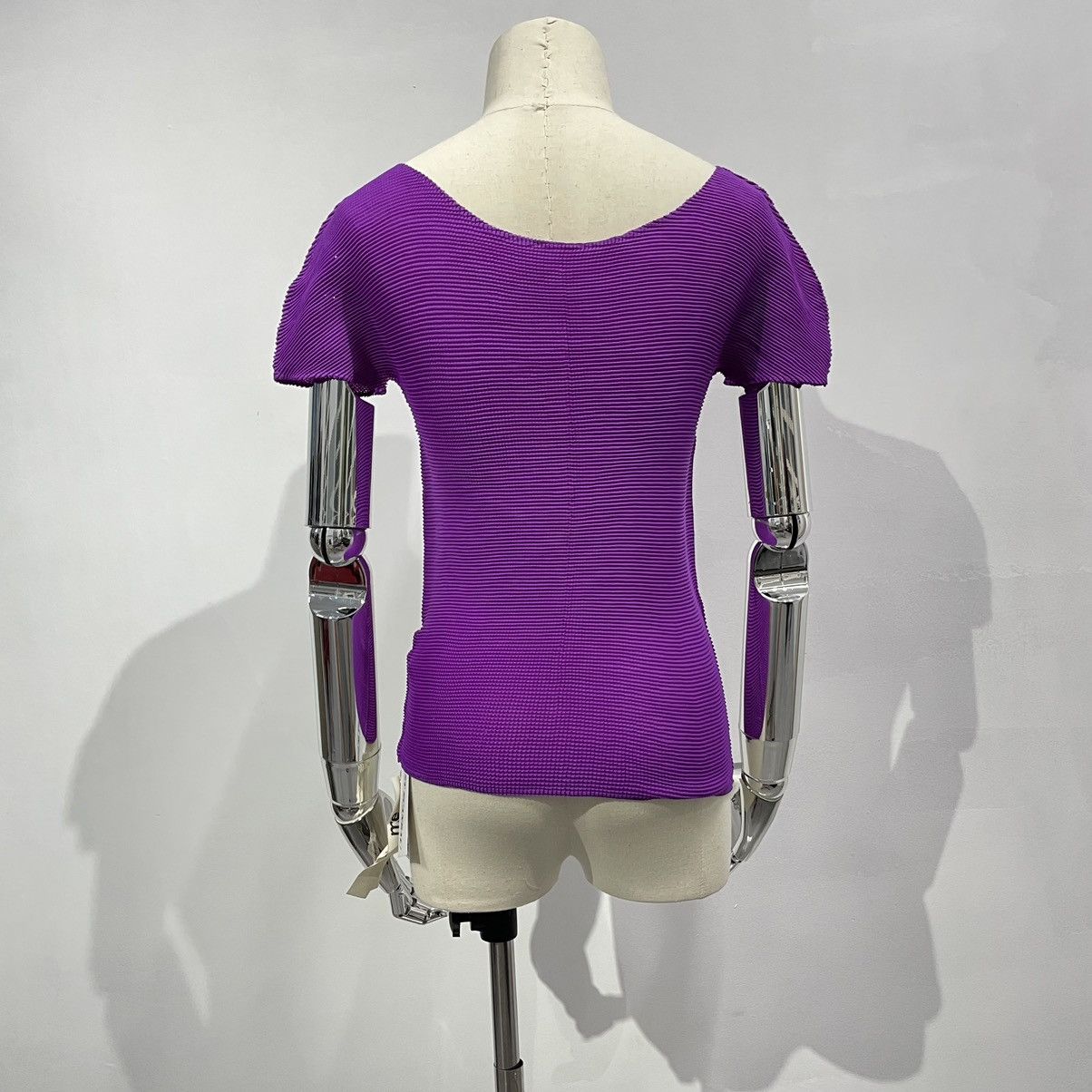 Issey Miyake Issey Miyake me pleated t-shirt Size M / US 6-8 / IT 42-44 - 3 Thumbnail