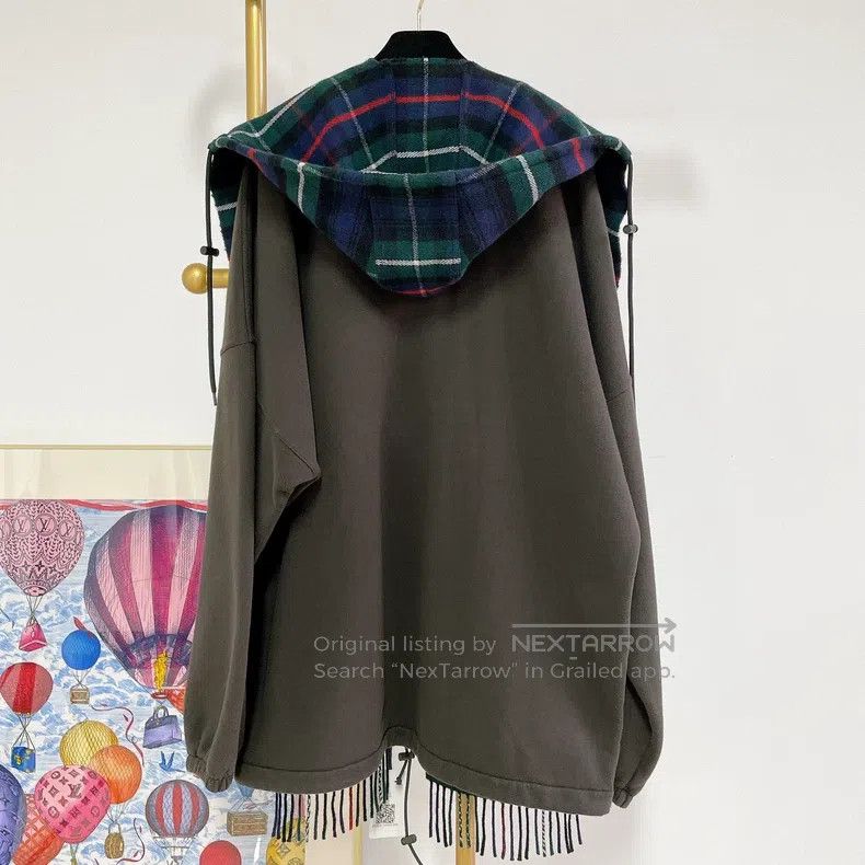 Balenciaga Balenciaga Sweatshirt Size US S / EU 44-46 / 1 - 2 Thumbnail