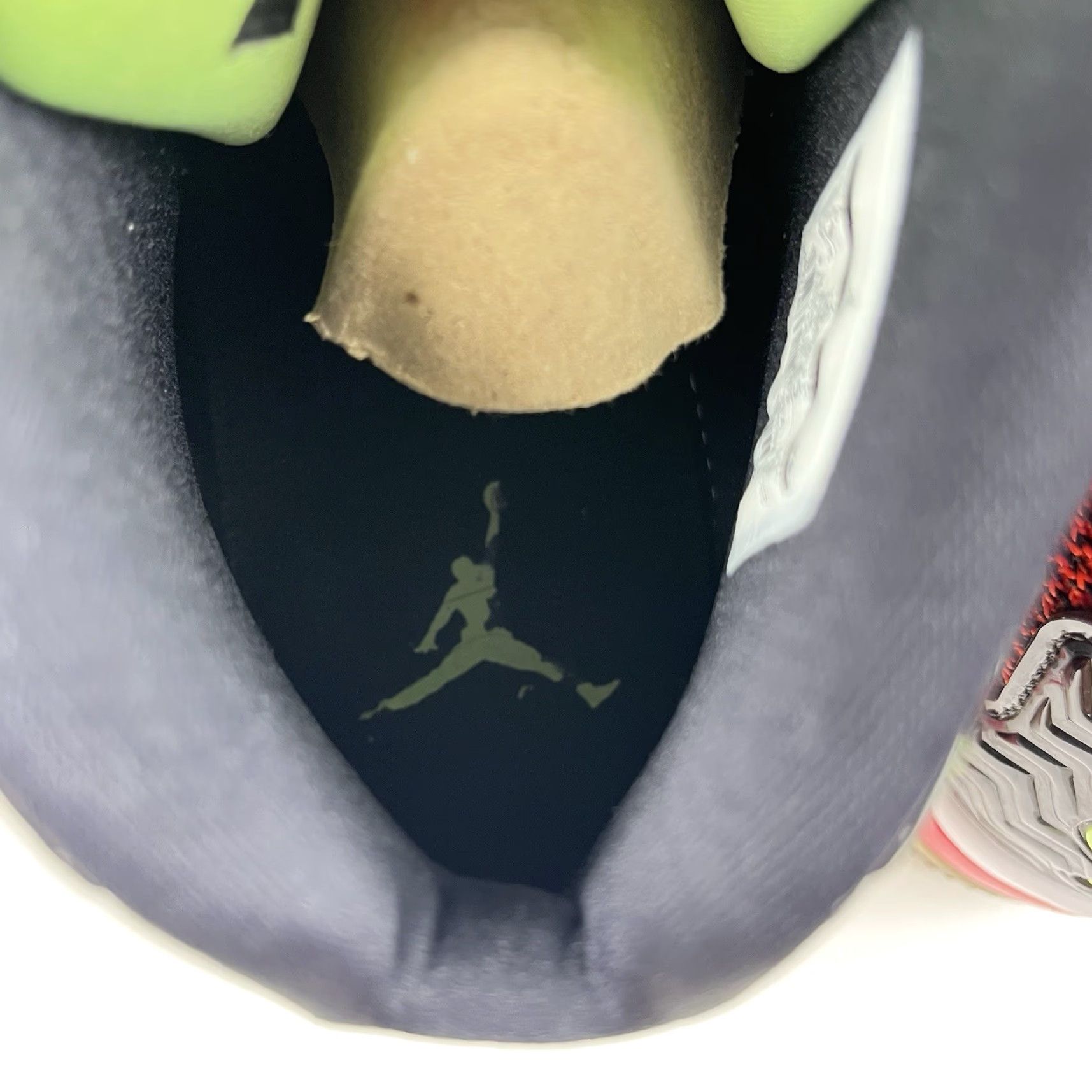 Jordan Brand Nike Air Jordan Spike 40 Men’s Size 11 Sneakers Ghost Green/Red/Black 819952-605 Size US 11 / EU 44 - 7 Thumbnail