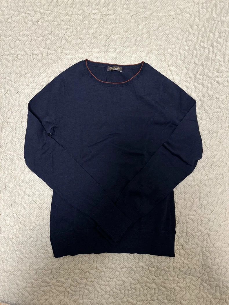 Loro Piana LORO PIANA The sweater has a navy blue undershirt Size S / US 4 / IT 40 - 1 Thumbnail