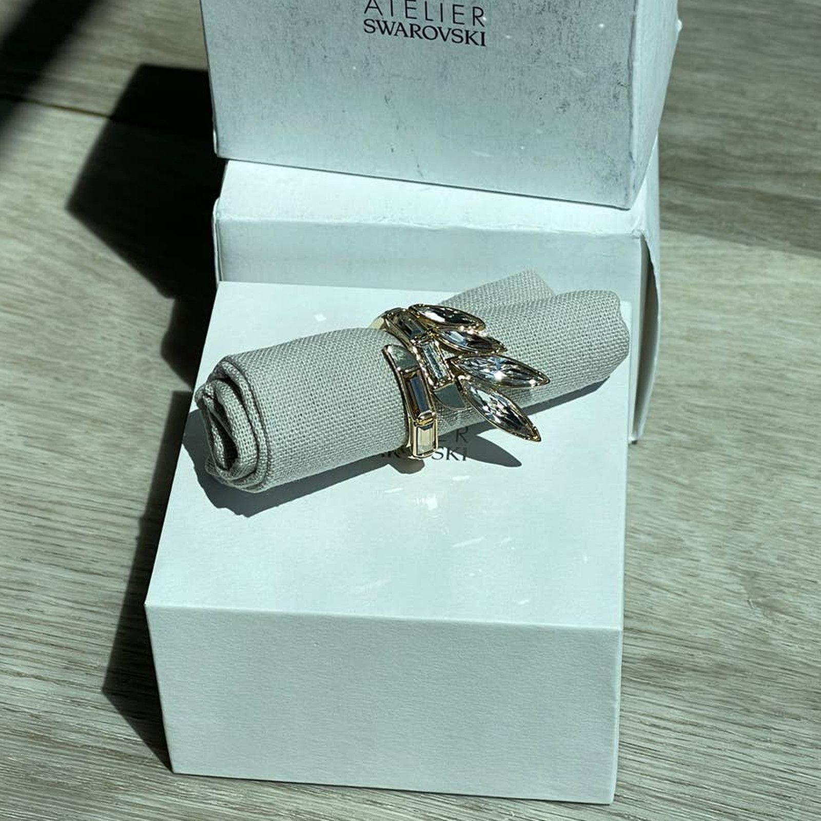 Swarovski Swarovski Atelier Wonder Woman ring Size 6 / EUR 52 Size ONE SIZE - 2 Thumbnail