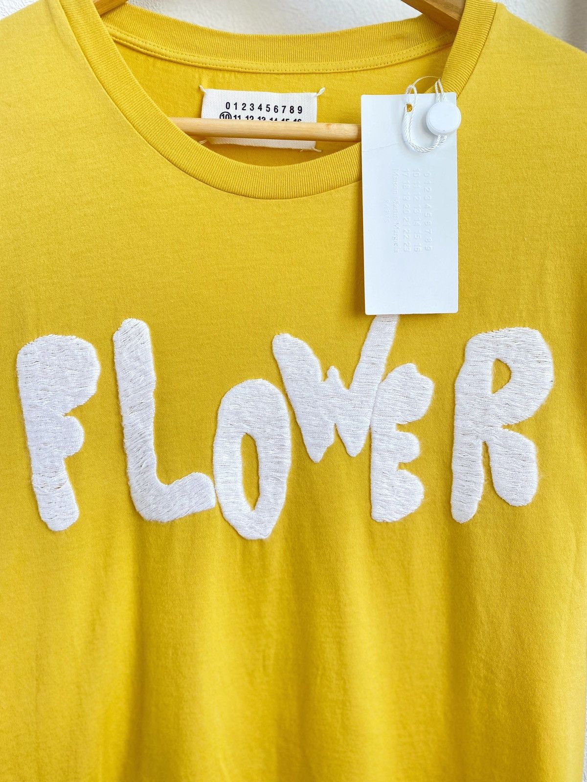 Maison Margiela MAISON MARTIN MARGIELA S/S 2007 Flower T-Shirt NWT Size US S / EU 44-46 / 1 - 8 Thumbnail