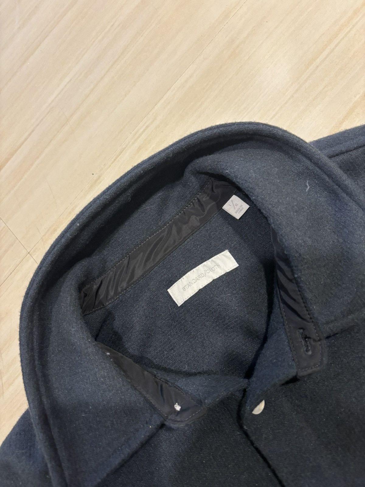 Urban Outfitters Urban Outfitters Standard/Cloth Heavy Collared Sweater Size US L / EU 52-54 / 3 - 2 Thumbnail
