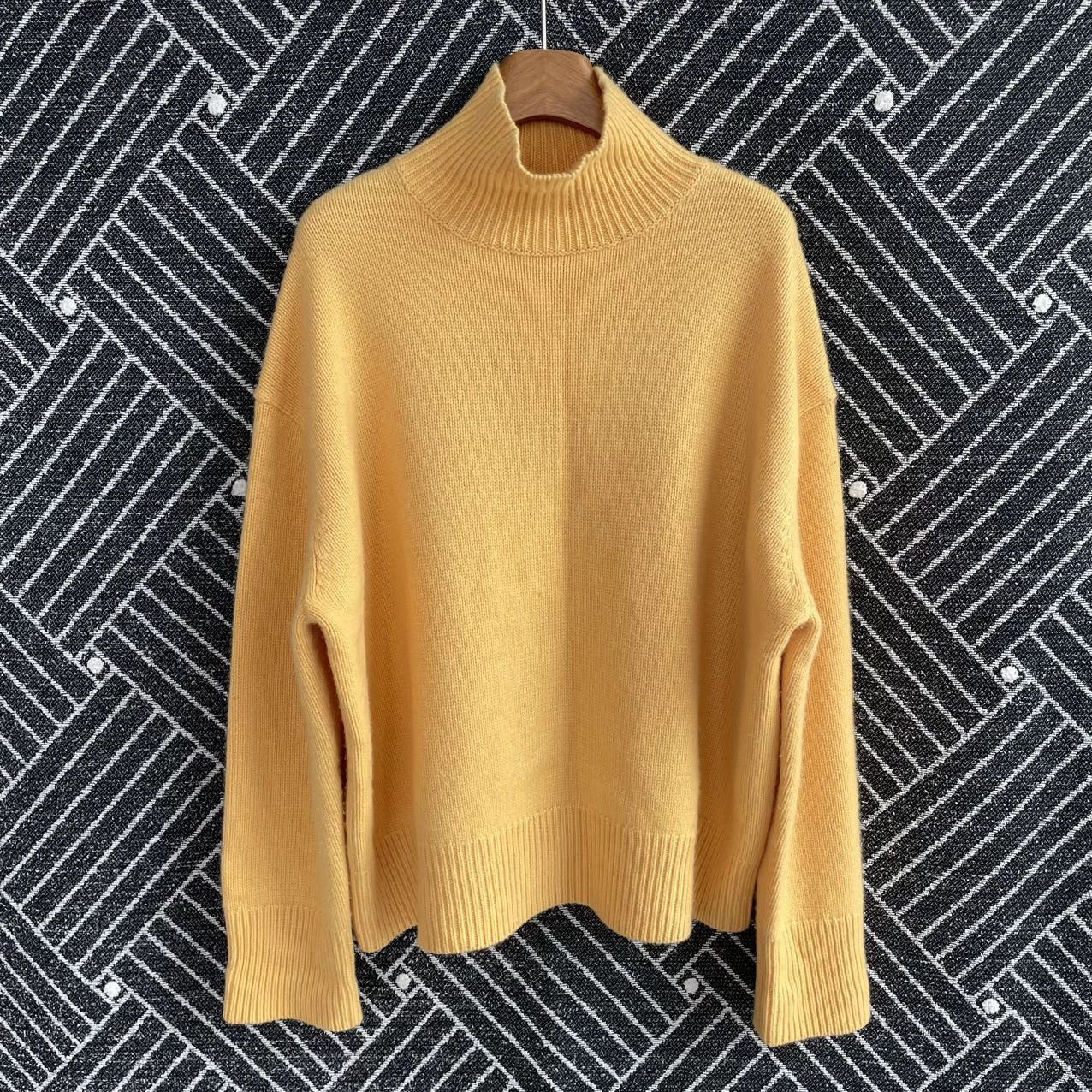 Tory Burch Tory Burch Yellow Cashmere Sweater M Near New Worn Once Size M / US 6-8 / IT 42-44 - 1 Thumbnail