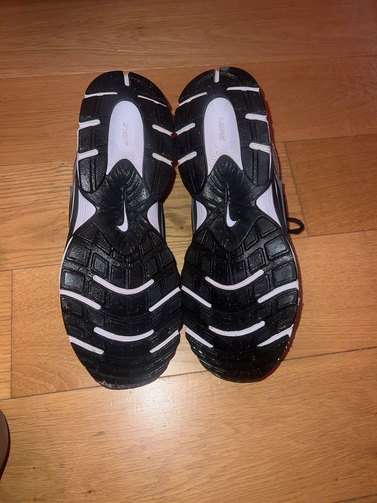Nike Nike V5 rnr Size US 10 / EU 43 - 6 Thumbnail