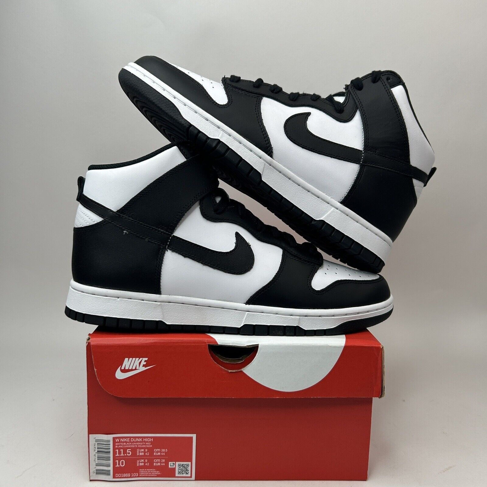 Nike Nike Dunk High WMNS “Panda/Black White” 2023 Size US 11.5 / IT 41.5 - 1 Thumbnail