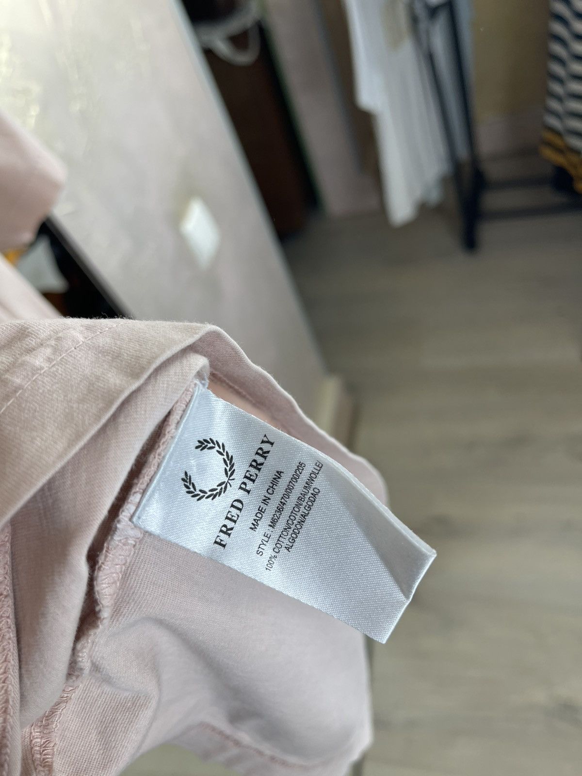 Fred Perry Classic Fred Perry Embroidered Laurel Tee - Soft Pink Size US XXL / EU 58 / 5 - 6 Thumbnail