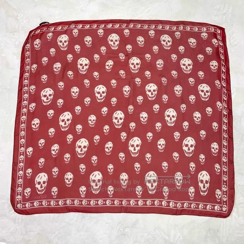 Alexander McQueen Alexander Mcqueen Red skull full of mulberry silk scarf Size ONE SIZE - 2 Thumbnail