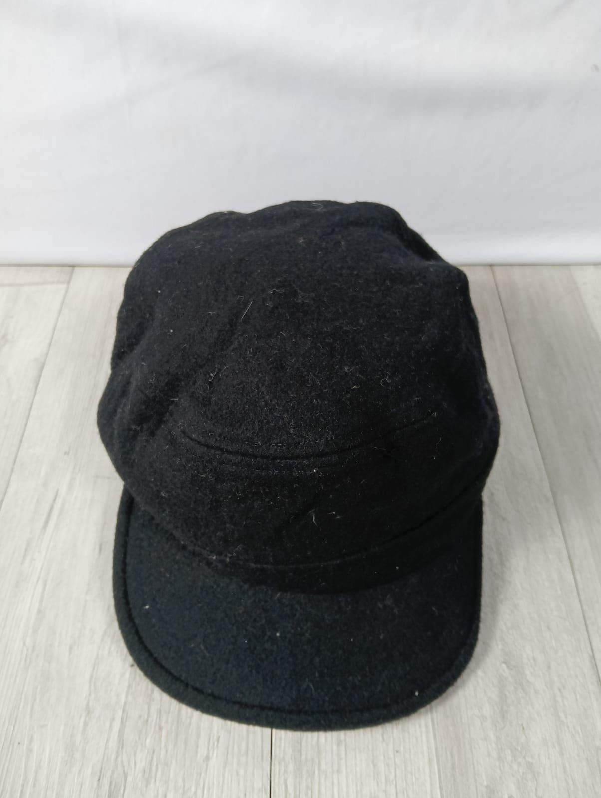 Japanese Brand vintage Hat Uniqlo free Size japanese brand Size 38 - 1 Thumbnail