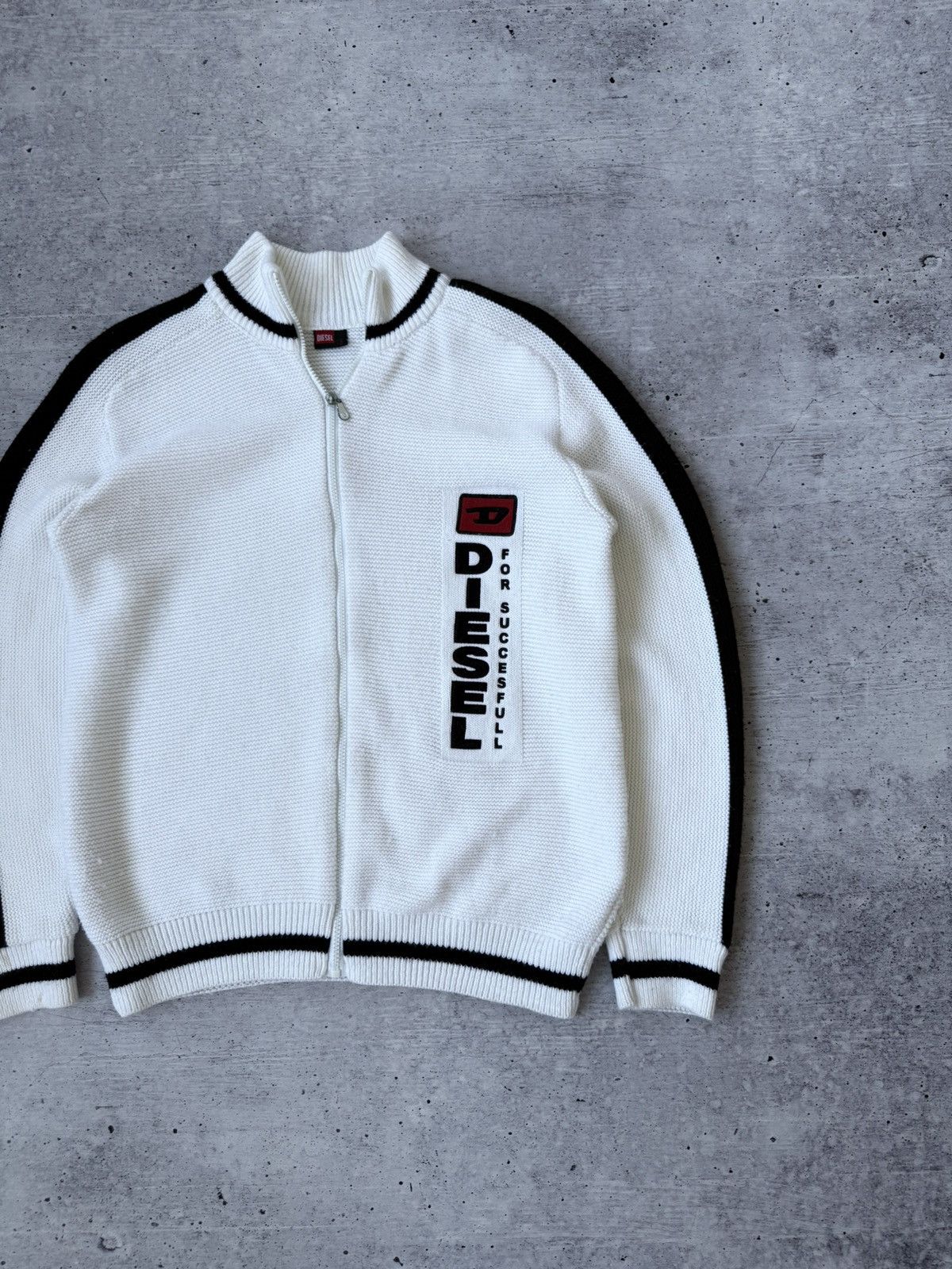 Diesel × Japanese Brand × Vintage Diesel Vintage Big Logo Full Zip Y2K Sweater Size US L / EU 52-54 / 3 - 3 Thumbnail