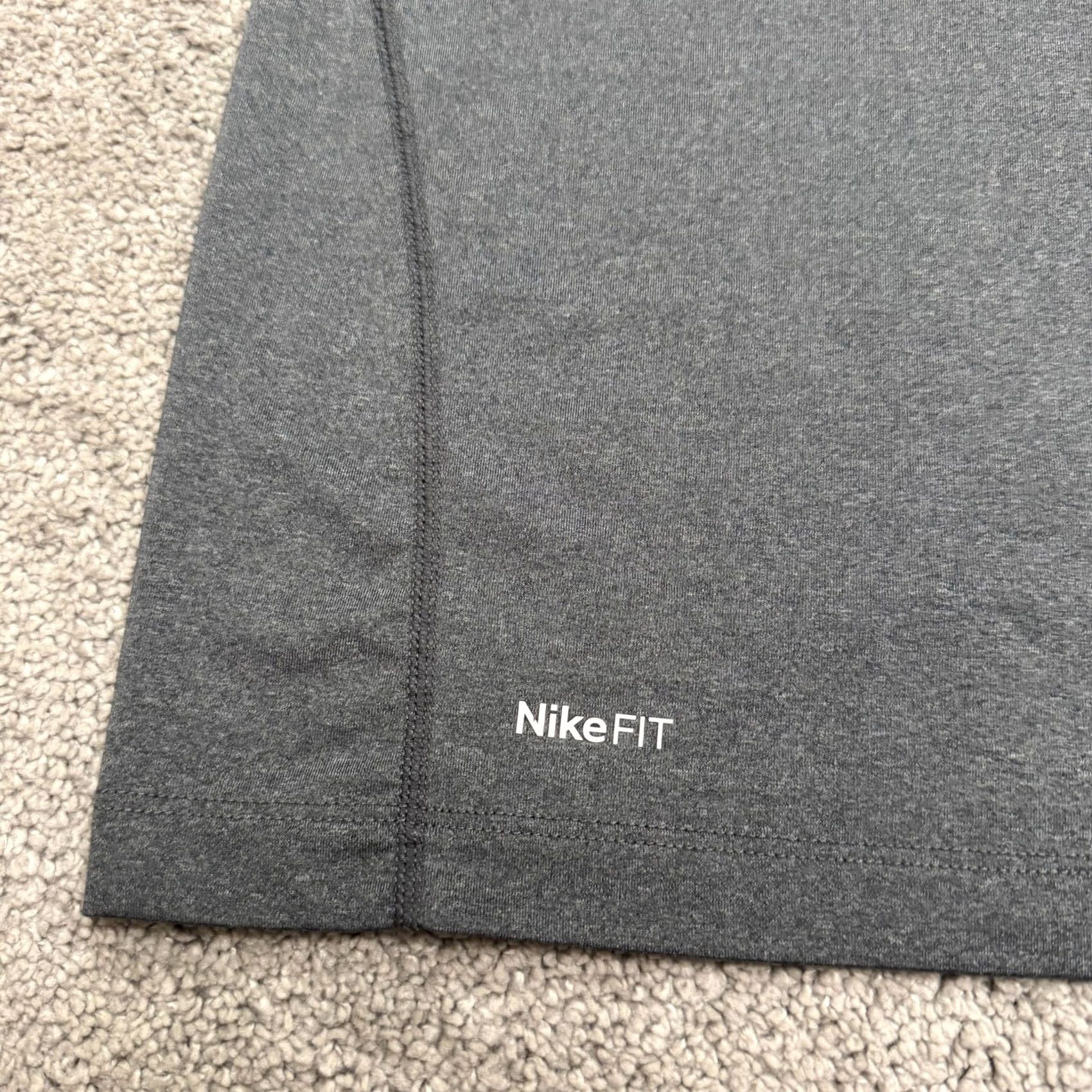 Nike Nike Pro Fitted Performance Active Long Sleeve T-Shirt Mens Large Gray Crew Tee Size US L / EU 52-54 / 3 - 4 Thumbnail