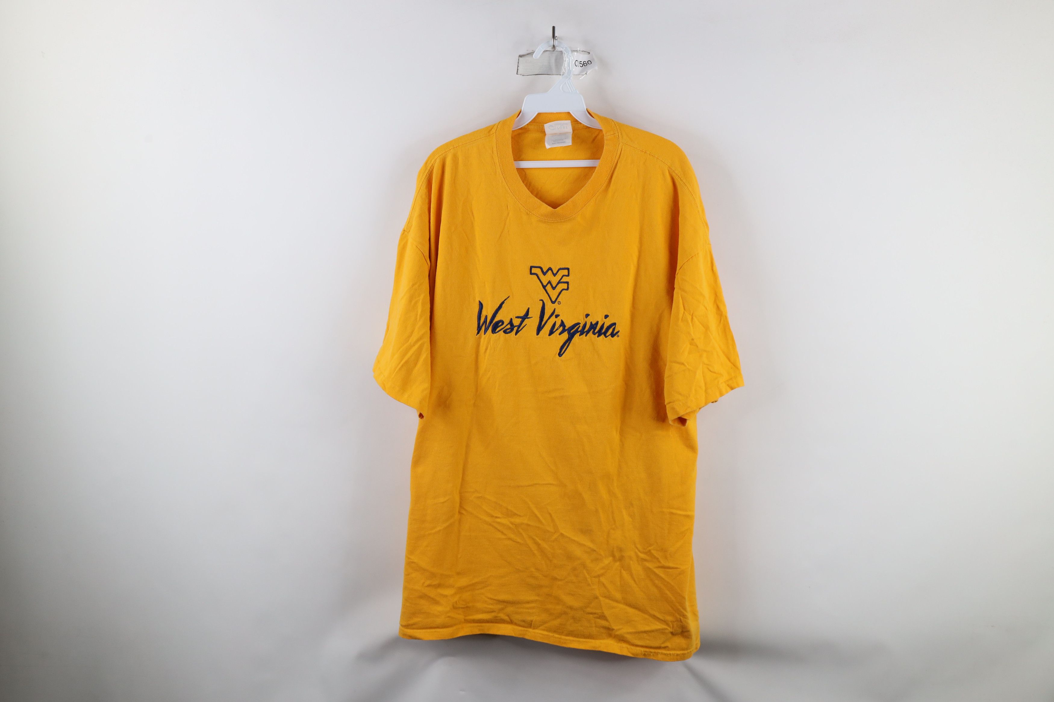 Vintage Vintage 90s Script West Virginia University T-Shirt Yellow Size US XXL / EU 58 / 5 - 1 Thumbnail