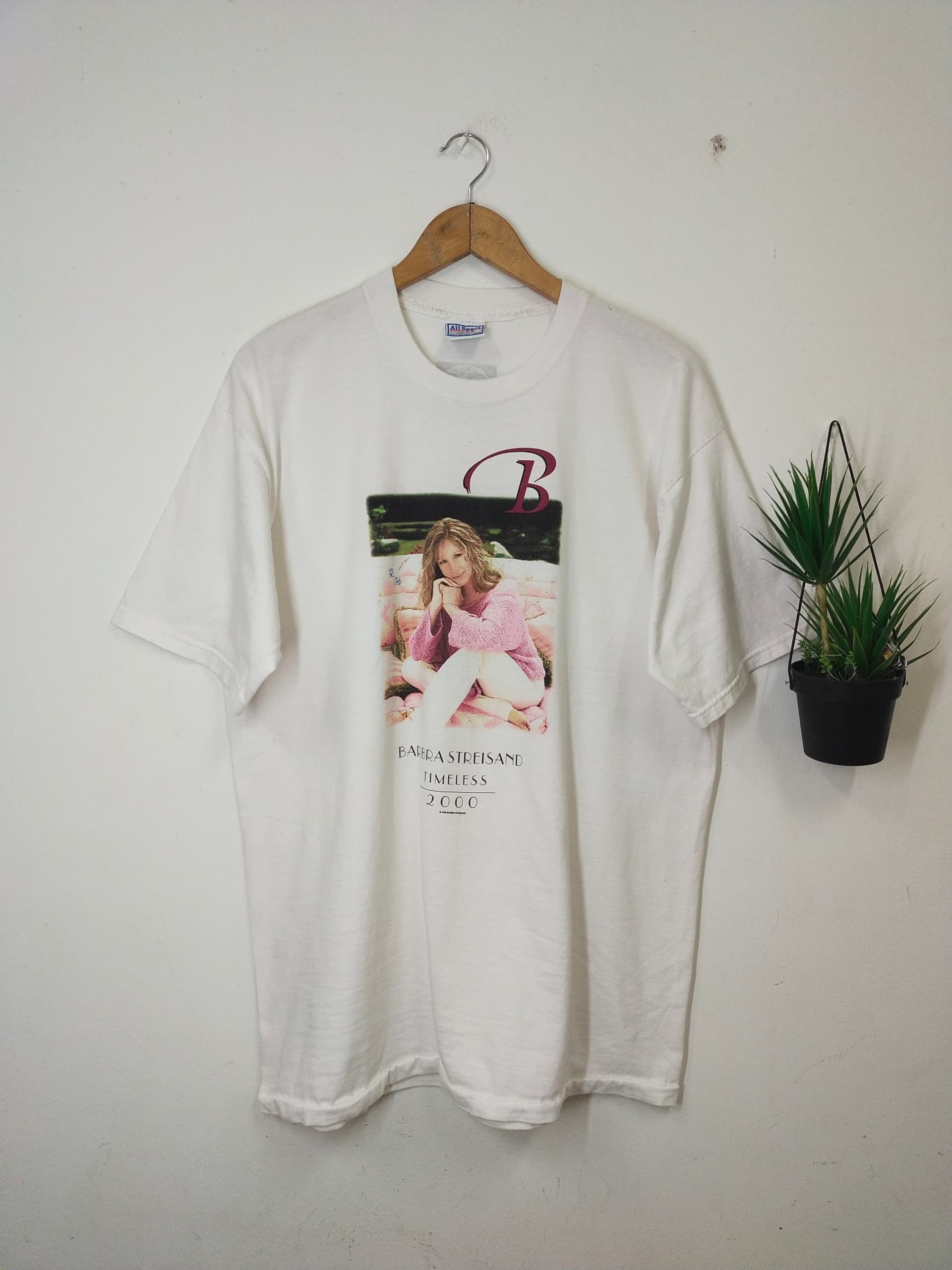 Band Tees Vintage 1999 Barbra Streisand Solo singer promo t shirt Size US XL / EU 56 / 4 - 1 Thumbnail