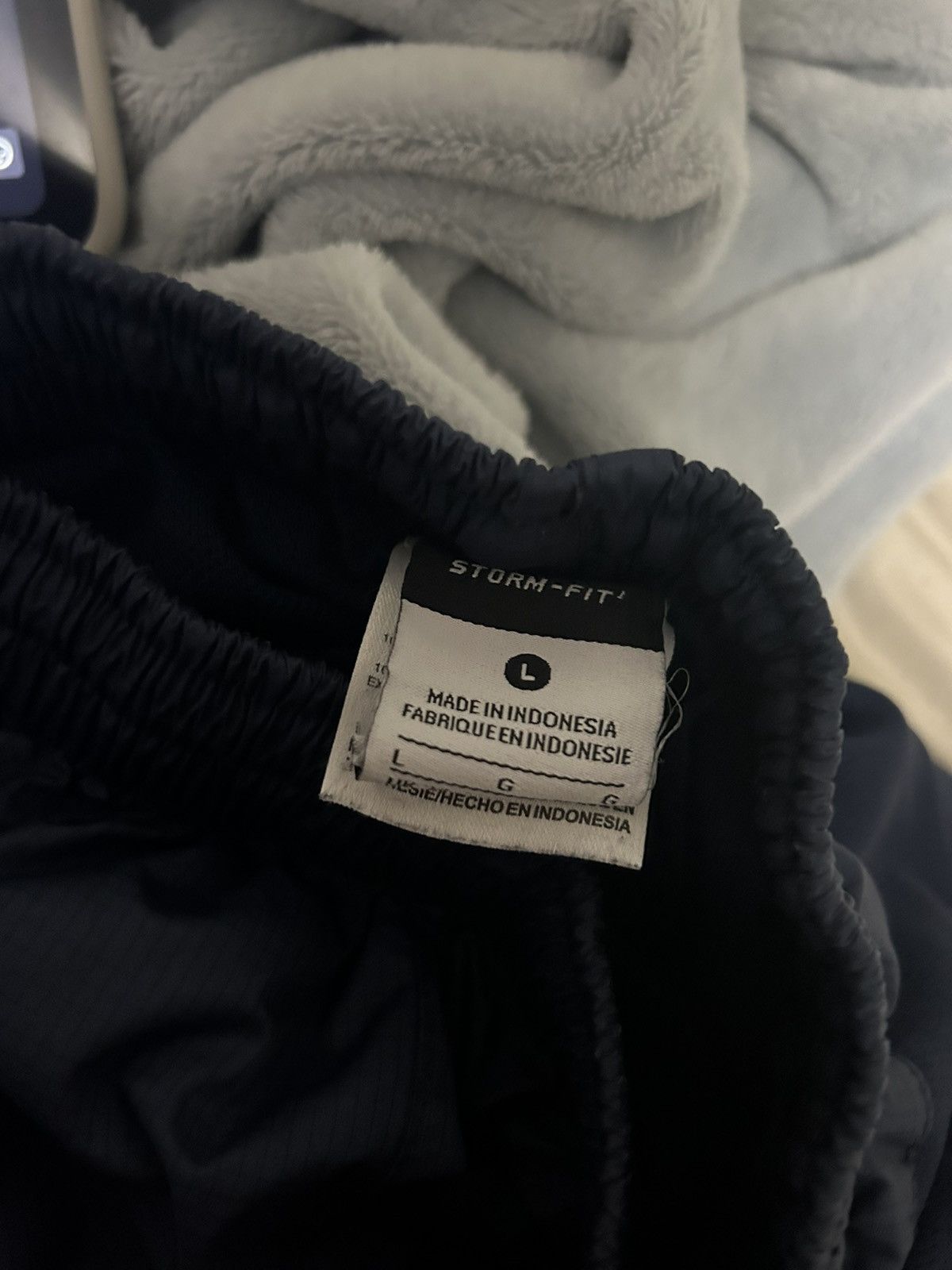 Nike × Vintage Nylon Navy Nike Joggers Size US 34 / EU 50 - 3 Thumbnail