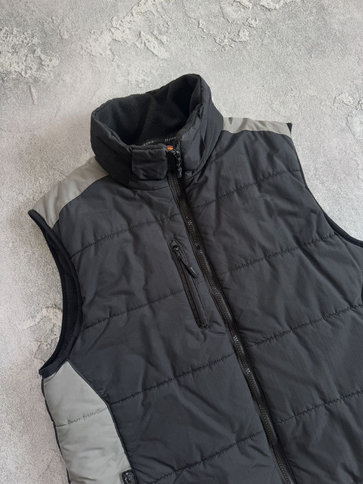 Dickies × Vintage Dickies M zip puffer quilted vest sleeveless jacket Size US M / EU 48-50 / 2 - 7 Thumbnail