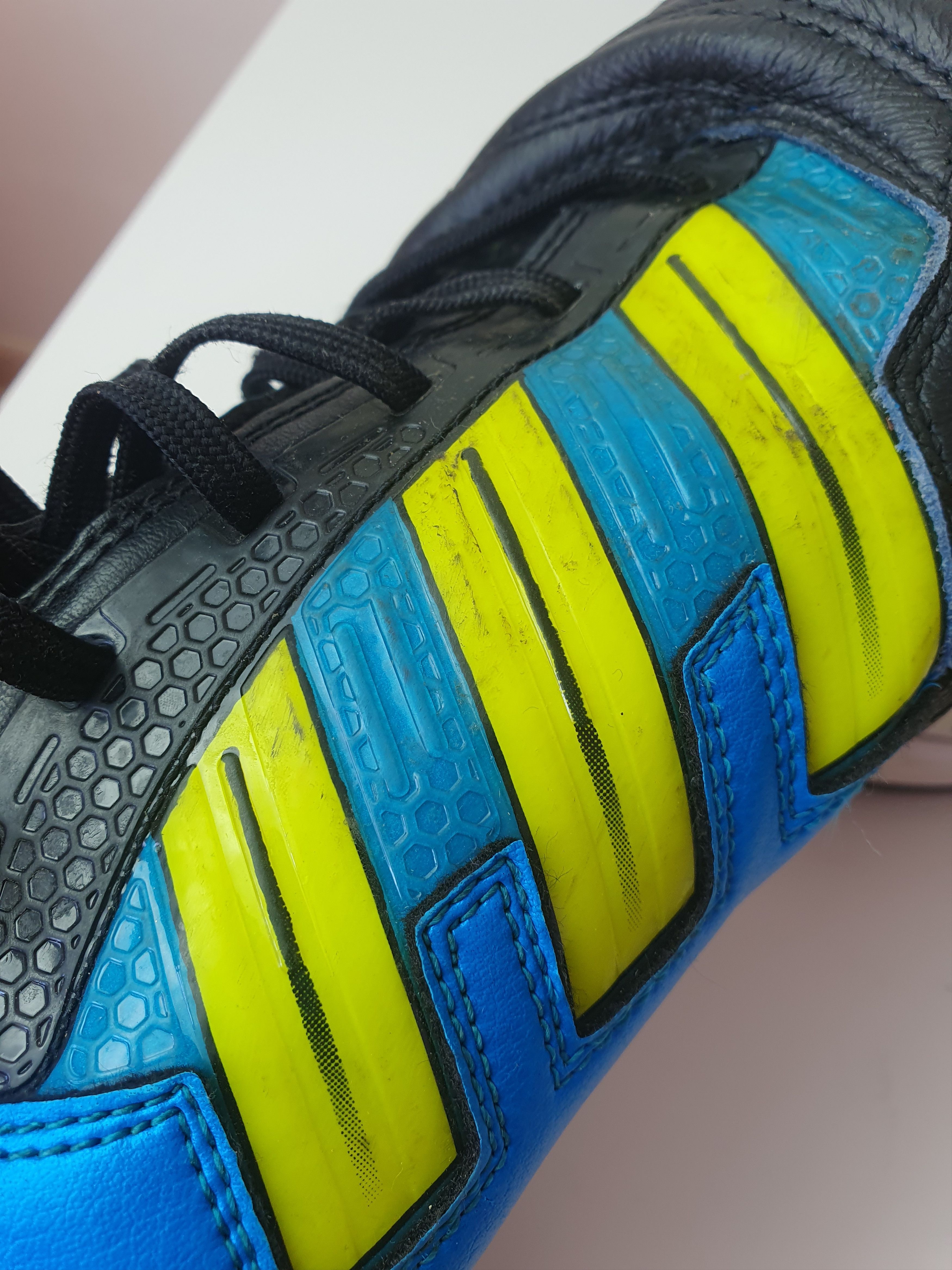 Adidas Rare Adidas Predator Pele sneakers for indoor Size UK 8 Size US 8.5 / EU 41-42 - 16 Thumbnail