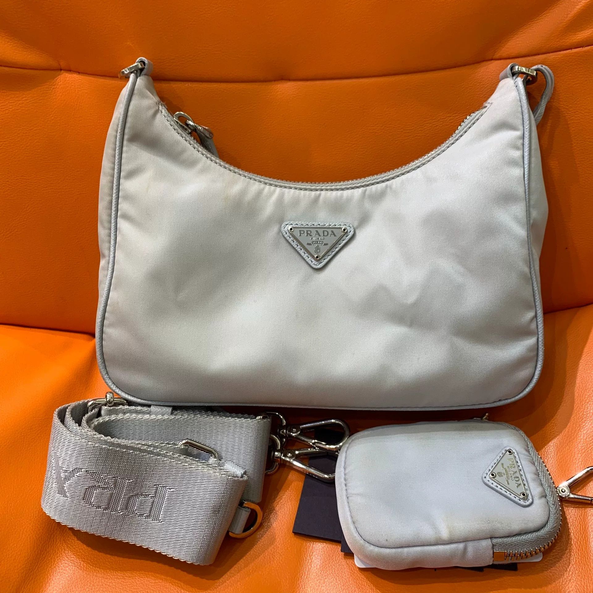 Prada Pre-loved Bag Very good condition Size ONE SIZE - 1 Thumbnail