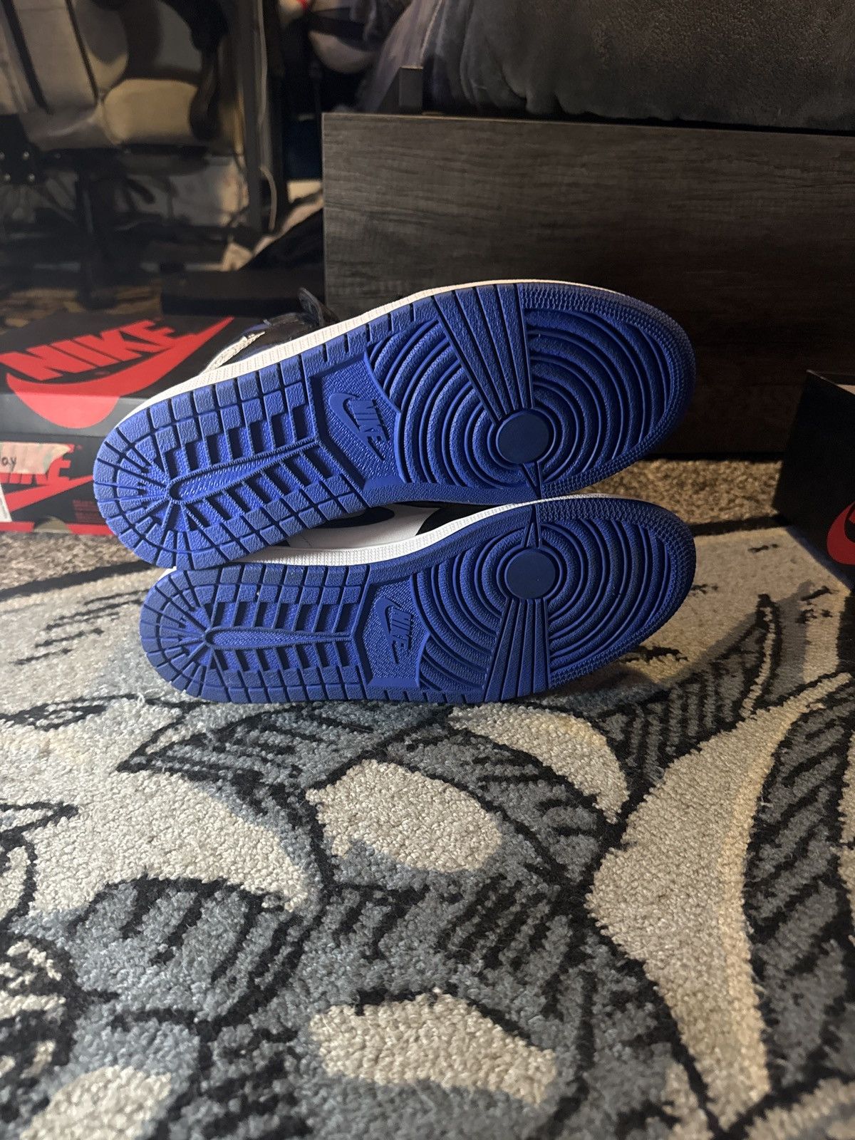 Nike ROYAL TOE 1s Size US 9 / EU 42 - 8 Thumbnail