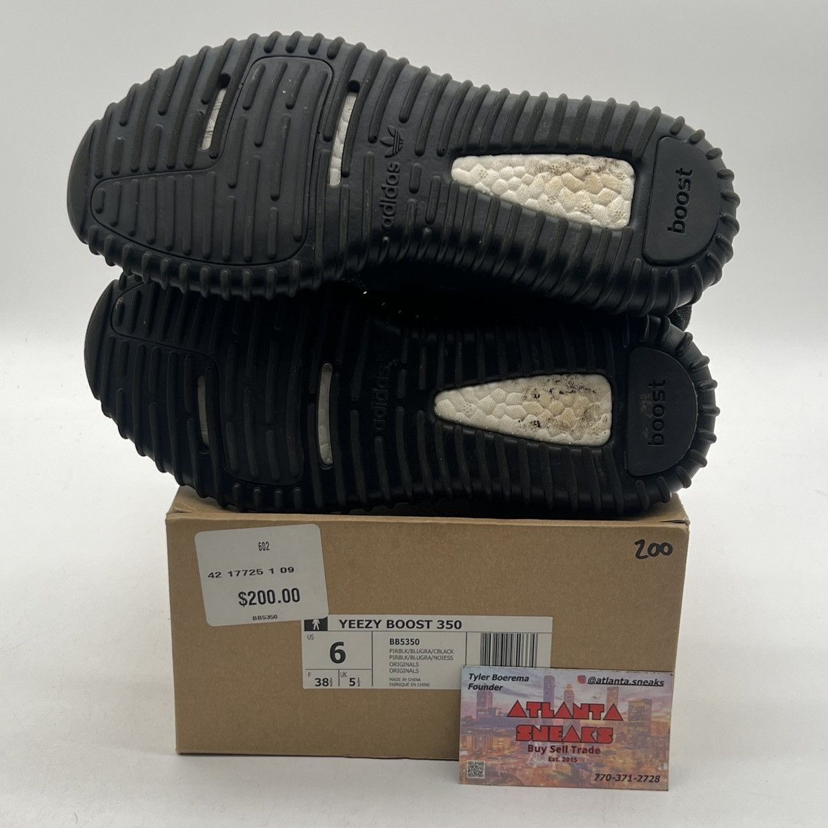 Adidas Yeezy boost 350 pirate black Size US 6 / EU 39 - 8 Thumbnail