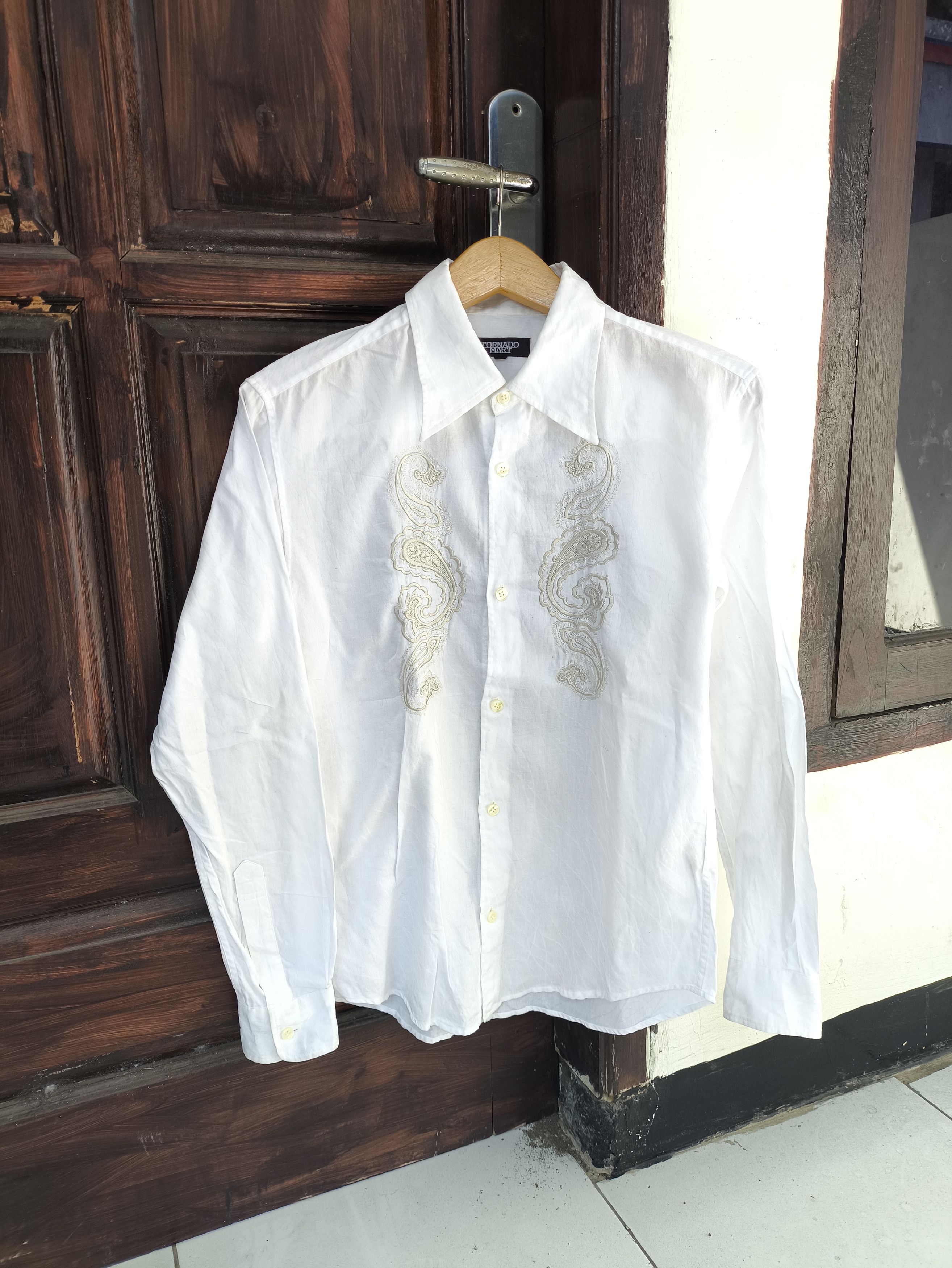 14th Addiction Bundle 2 tornado mart shirt floral+white Size US S / EU 44-46 / 1 - 3 Thumbnail