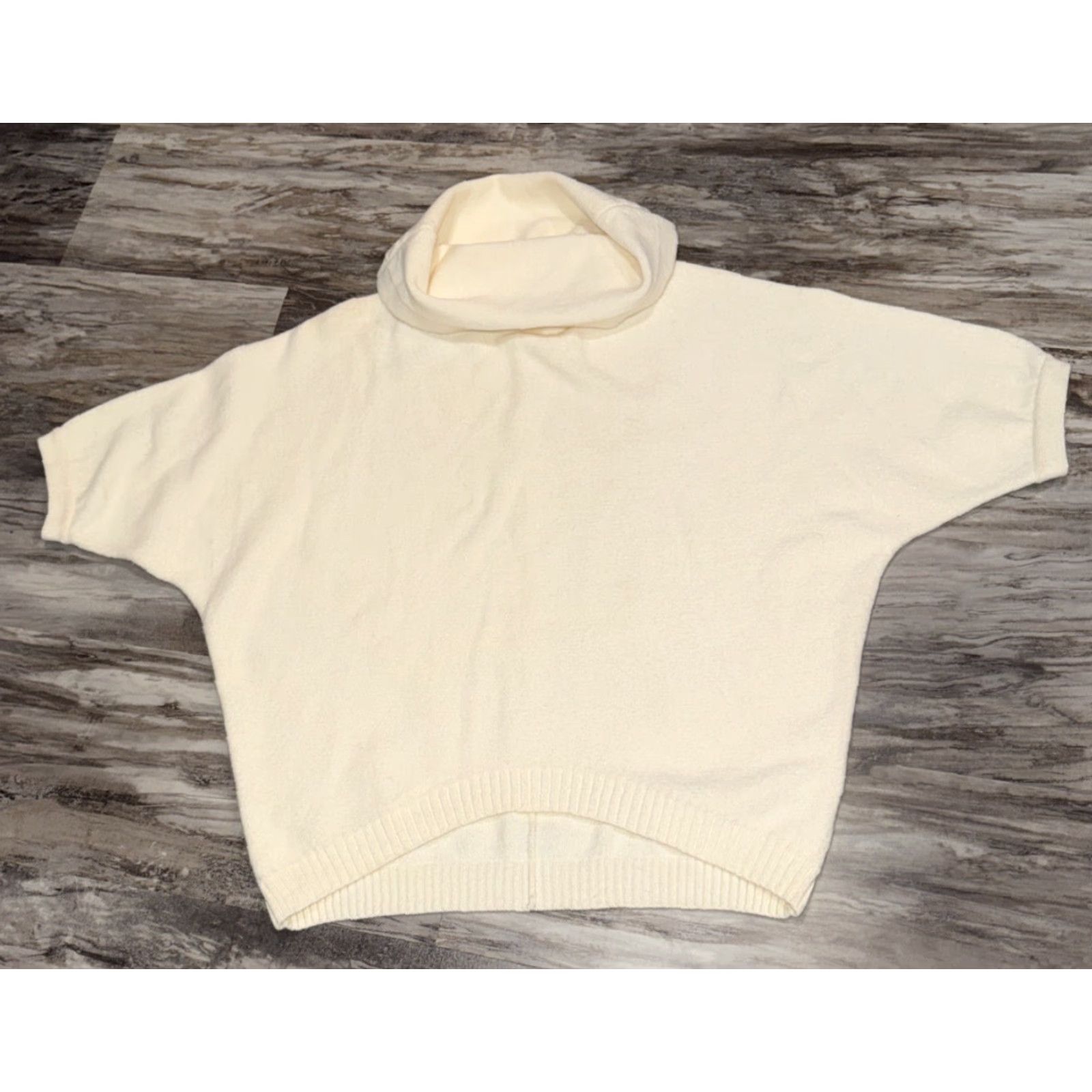 Vintage Urban Daizy Sweater Women’s S Brecken Cowl Neck Cream Knit Pullover Short Sleeve Oversized, Stretch Fall Winter Spring Mens Womens Girls? Wait. Size S / US 4 / IT 40 - 2 Thumbnail