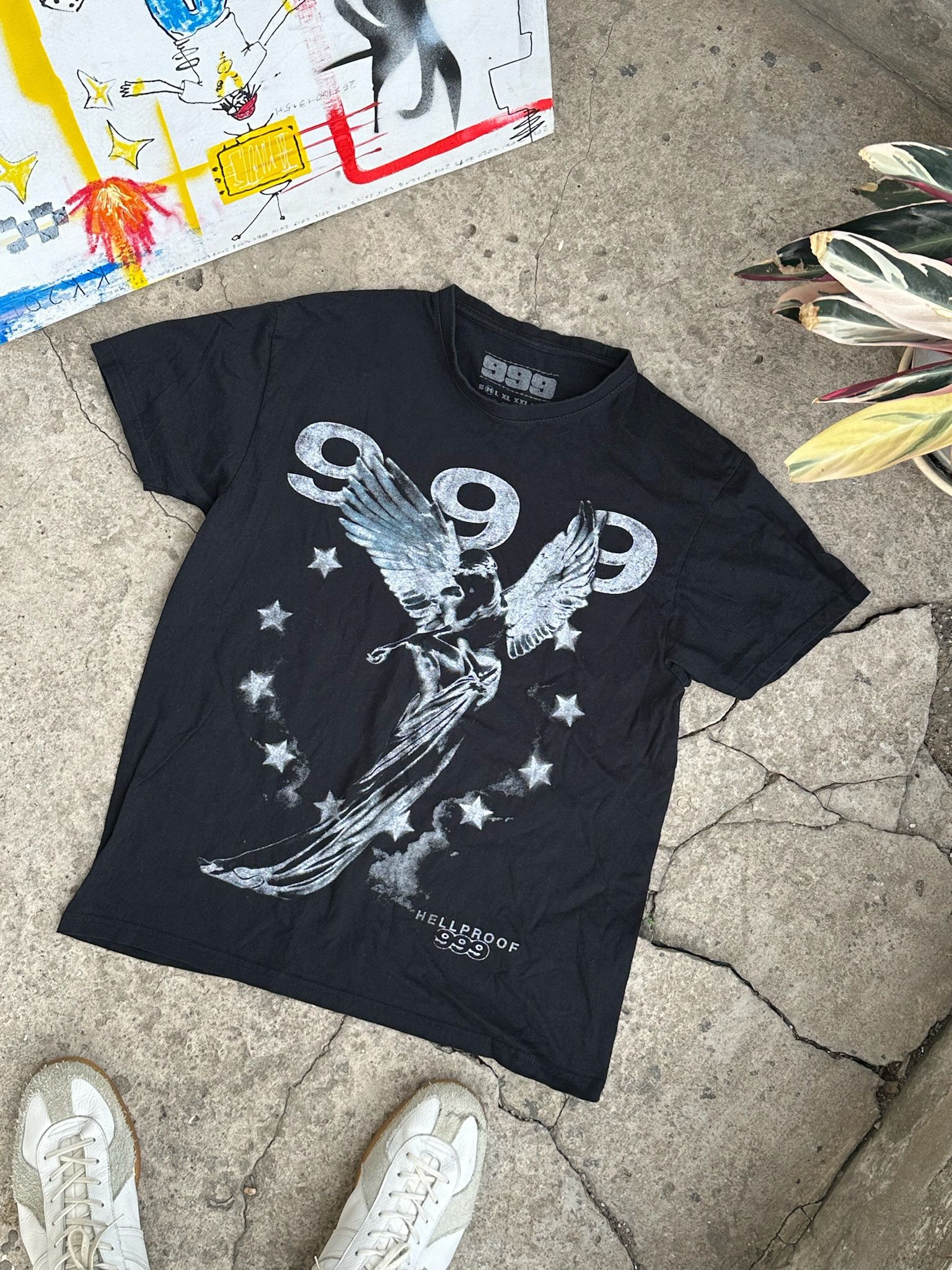 999 Club × Vlone Juice WRLD “V / Fighting Demons” Logo Tee | Grailed