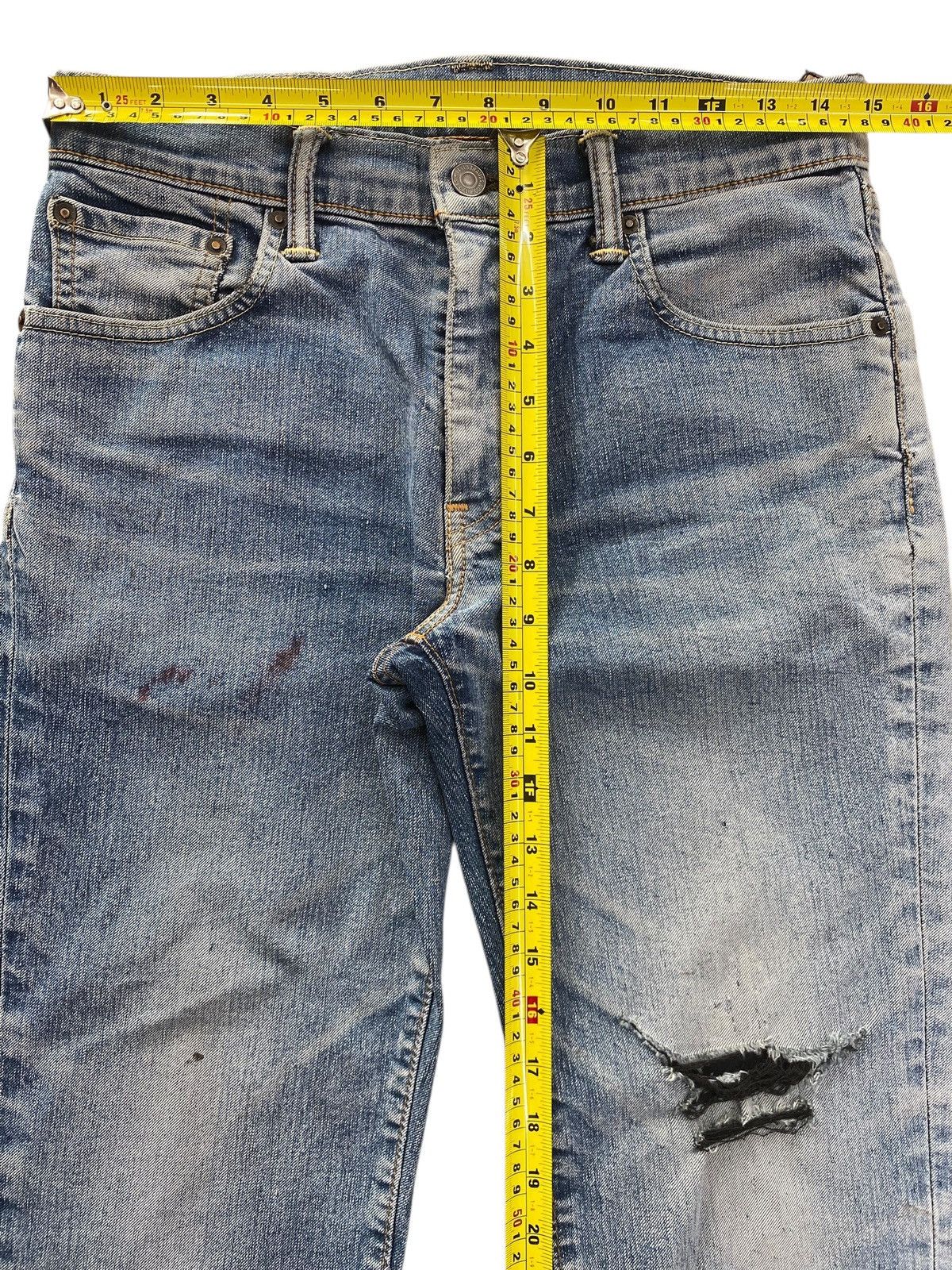 Levi's Levi’s Faded Wash Ripped Style Straight Leg Jean Size US 30 / EU 46 - 6 Thumbnail