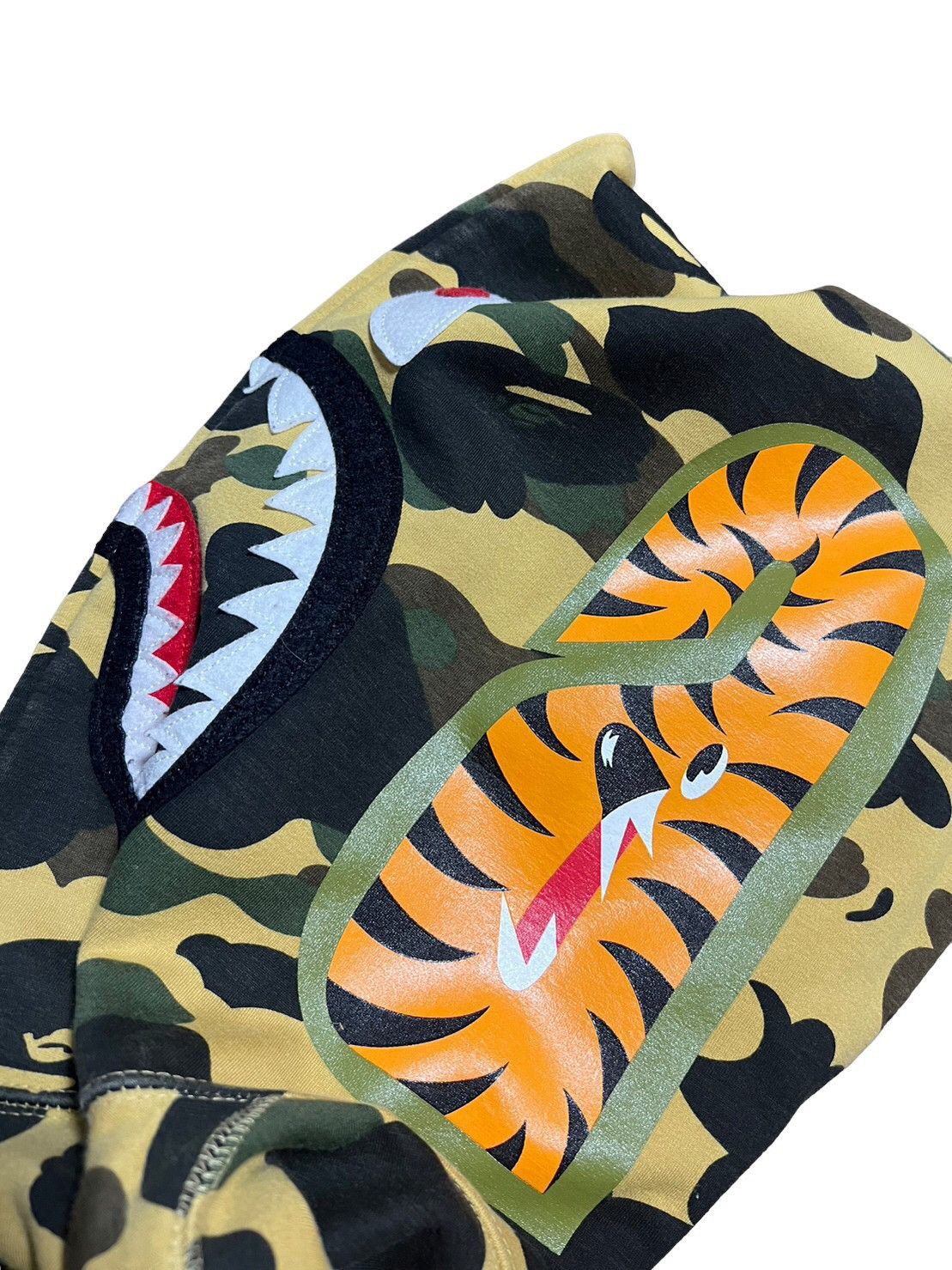 Bape 1st Camo Windstopper Shark Full Zip Hoodie Size US L / EU 52-54 / 3 - 3 Thumbnail
