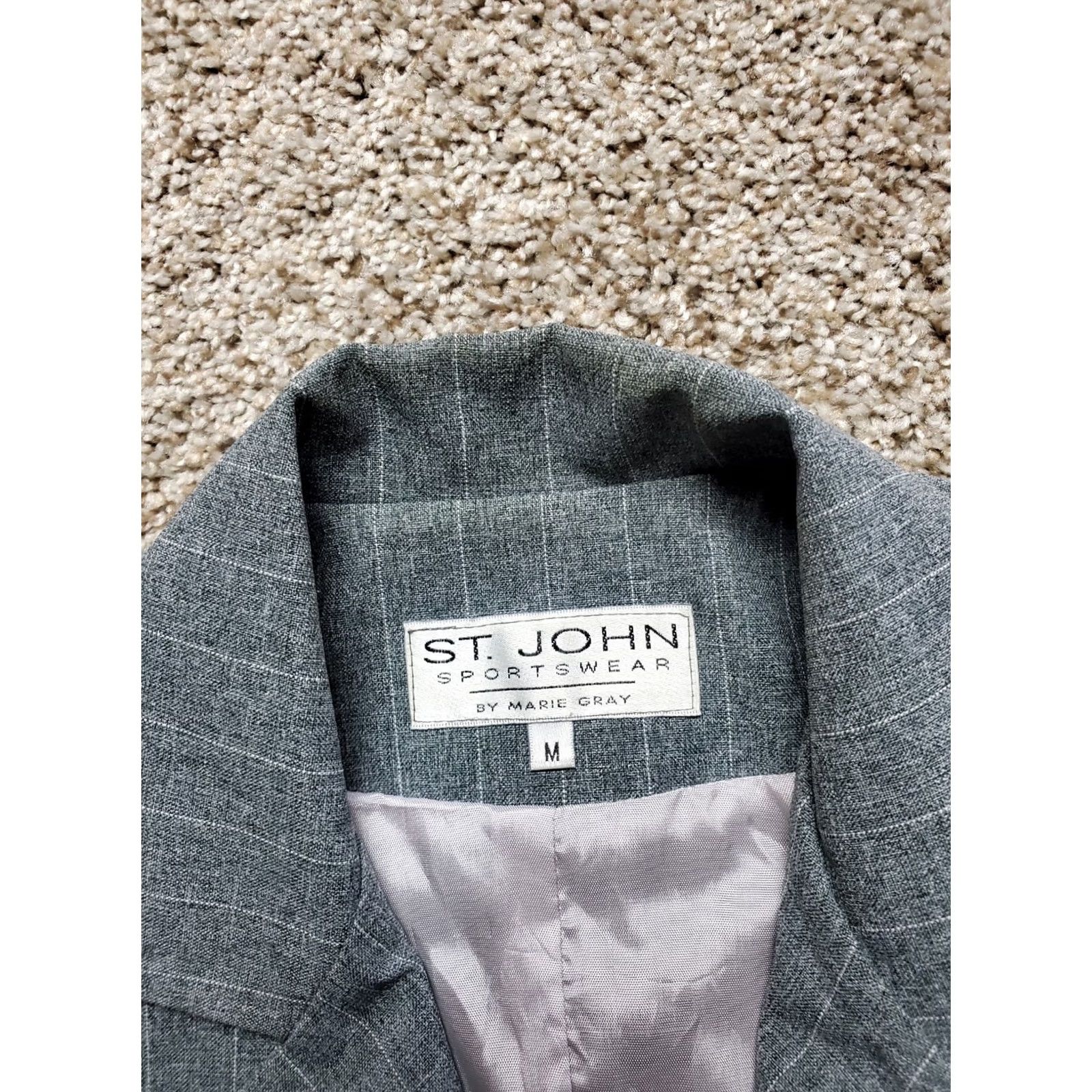 Vintage VINTAGE St John Blazer Wool Gray Striped 2 Button Medium Womens Short Sleeve? Size M / US 6-8 / IT 42-44 - 4 Thumbnail