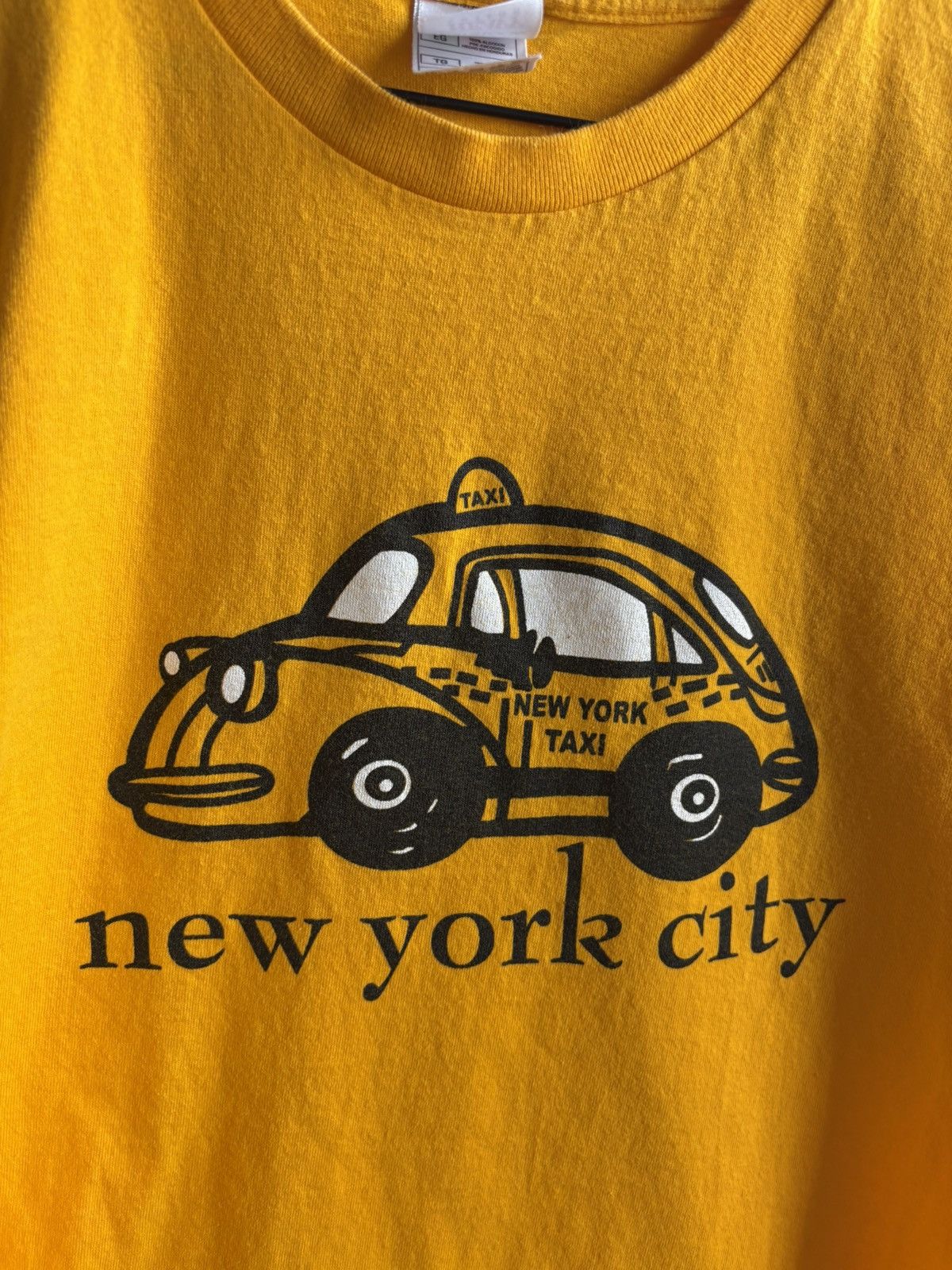 Vintage Vintage Streetwear New York City Taxi NYC Heavy T-shirt Size US XL / EU 56 / 4 - 2 Thumbnail