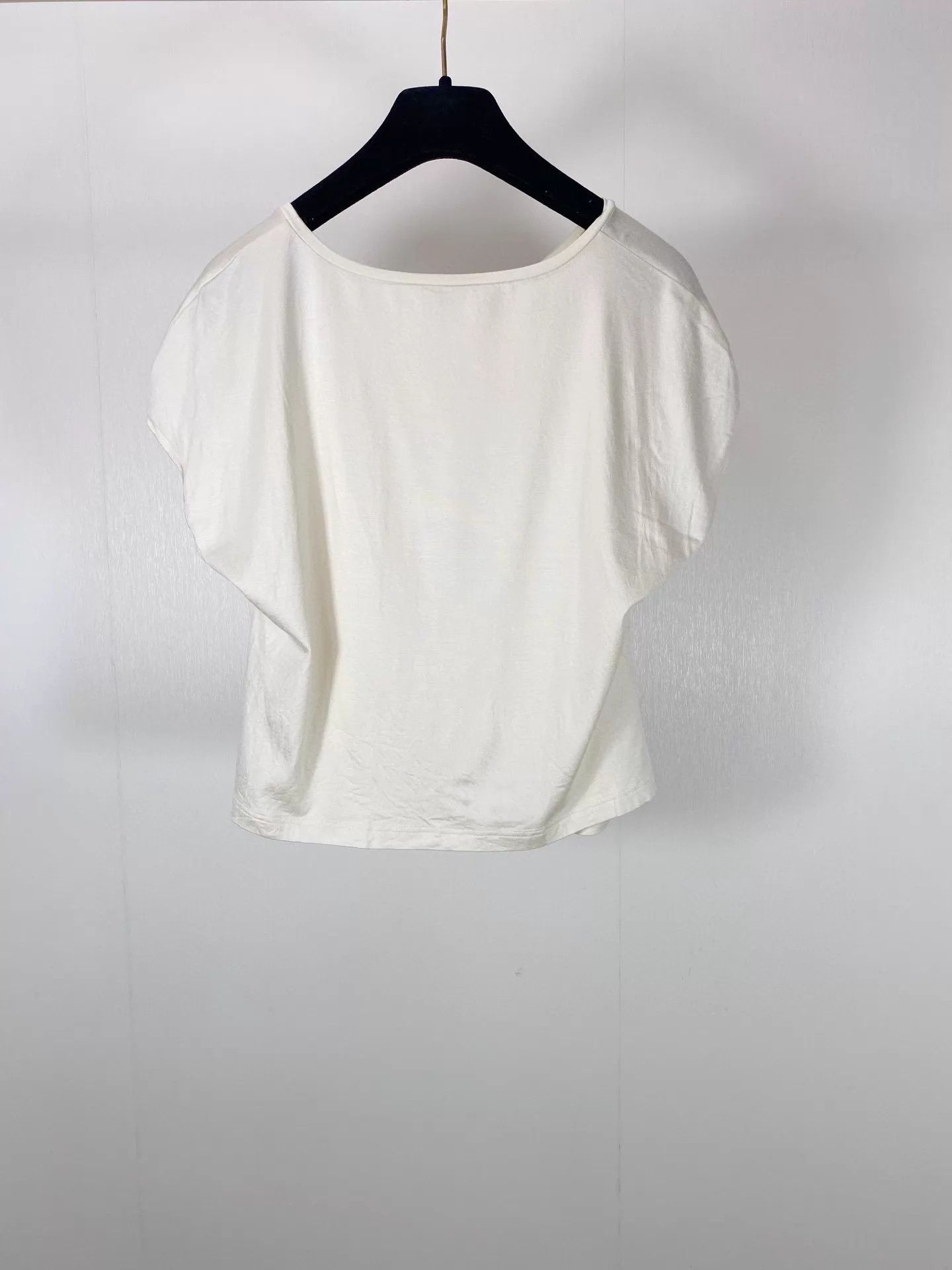 Chanel Chanel 3D Camellia Short Sleeve 40 97New Authentic Size M / US 6-8 / IT 42-44 - 2 Thumbnail