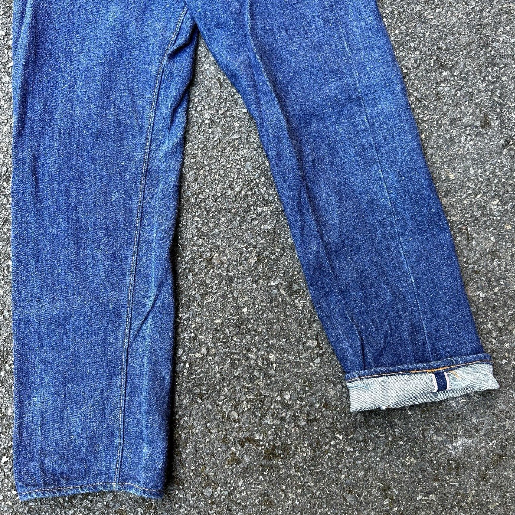 Levi's VINTAGE Levi's 501 XX Jeans 70s Redline Single Stitch 28x28 66 SS Dark Blue Cotton Denim Jeans Men Size US 28 / EU 44 - 5 Thumbnail