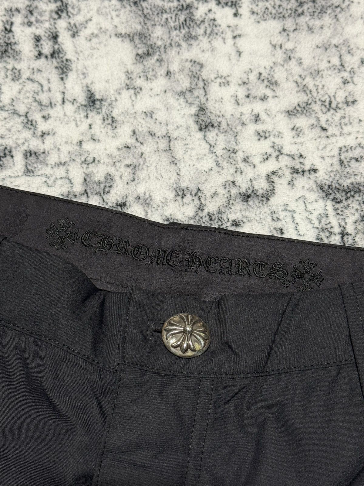 Chrome Hearts Chrome Hearts Cross Patch Leather Double Knee Shorts Size US 34 / EU 50 - 9 Thumbnail