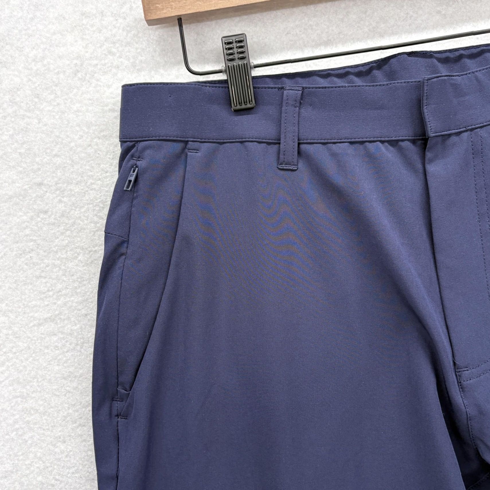 Fabletics Fabletics The Only Pant Mens 33x28 Navy Blue Slim Fit Stretch Zip Pocket Tech Shirt? Size US 33 - 3 Thumbnail