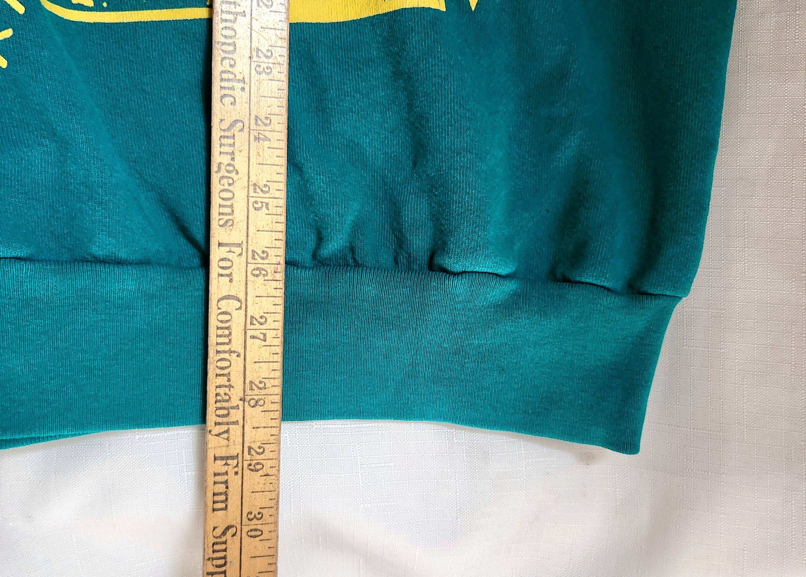Lyrical Lemonade Lyrical Lemonade Graphic Winter Crewneck Size Large Unisex Size US L / EU 52-54 / 3 - 8 Thumbnail