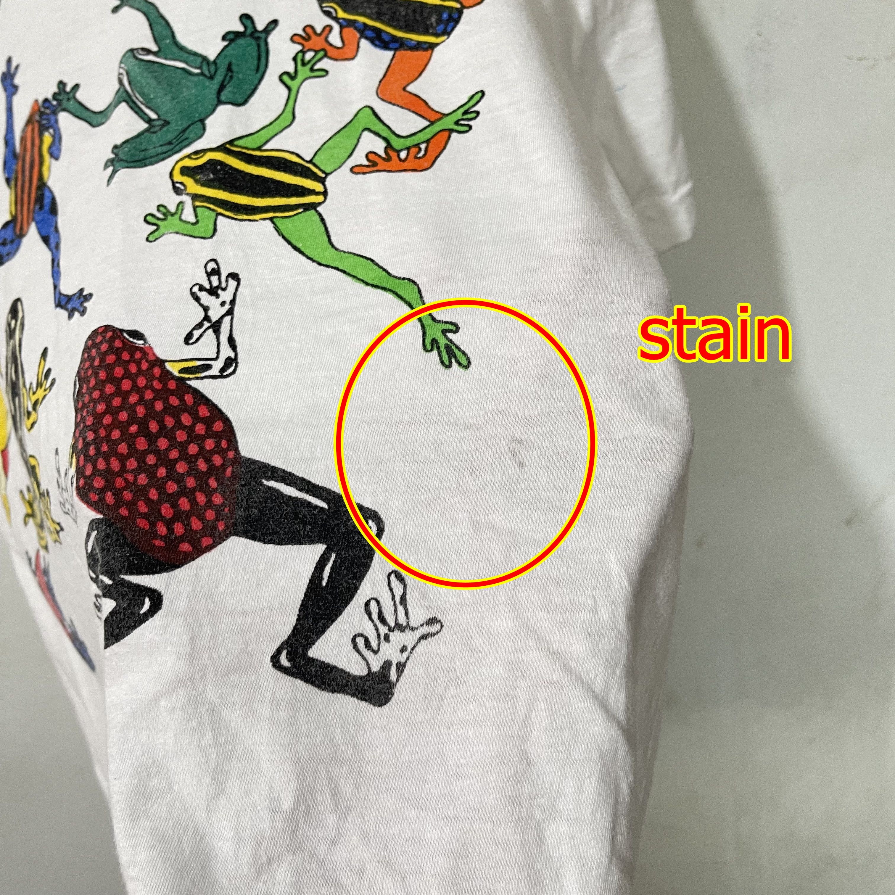 Vintage Vintage 90s Frog Amazon T-Shirt Size L / US 10 / IT 46 - 11 Thumbnail