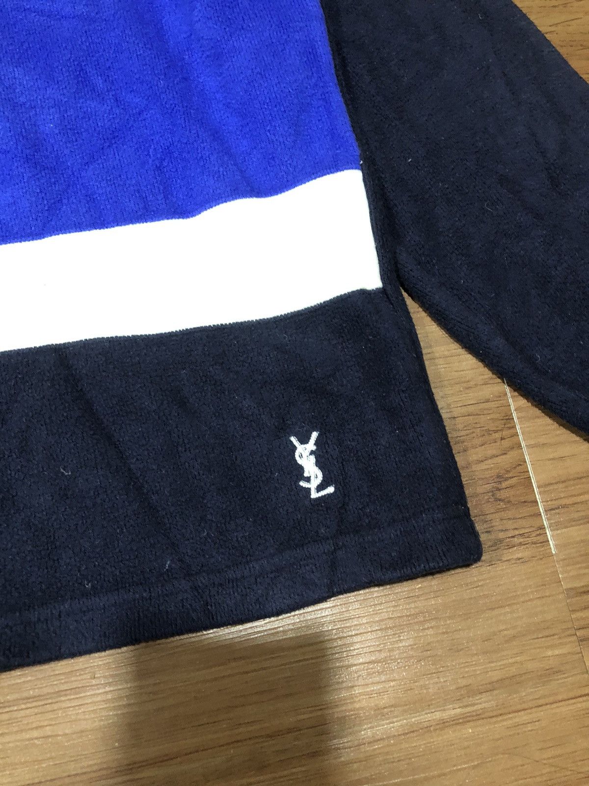 Japanese Brand × Vintage × Yves Saint Laurent Vintage YvesSaintLaurent Embroid Logo Sweatshirt Size US M / EU 48-50 / 2 - 2 Thumbnail