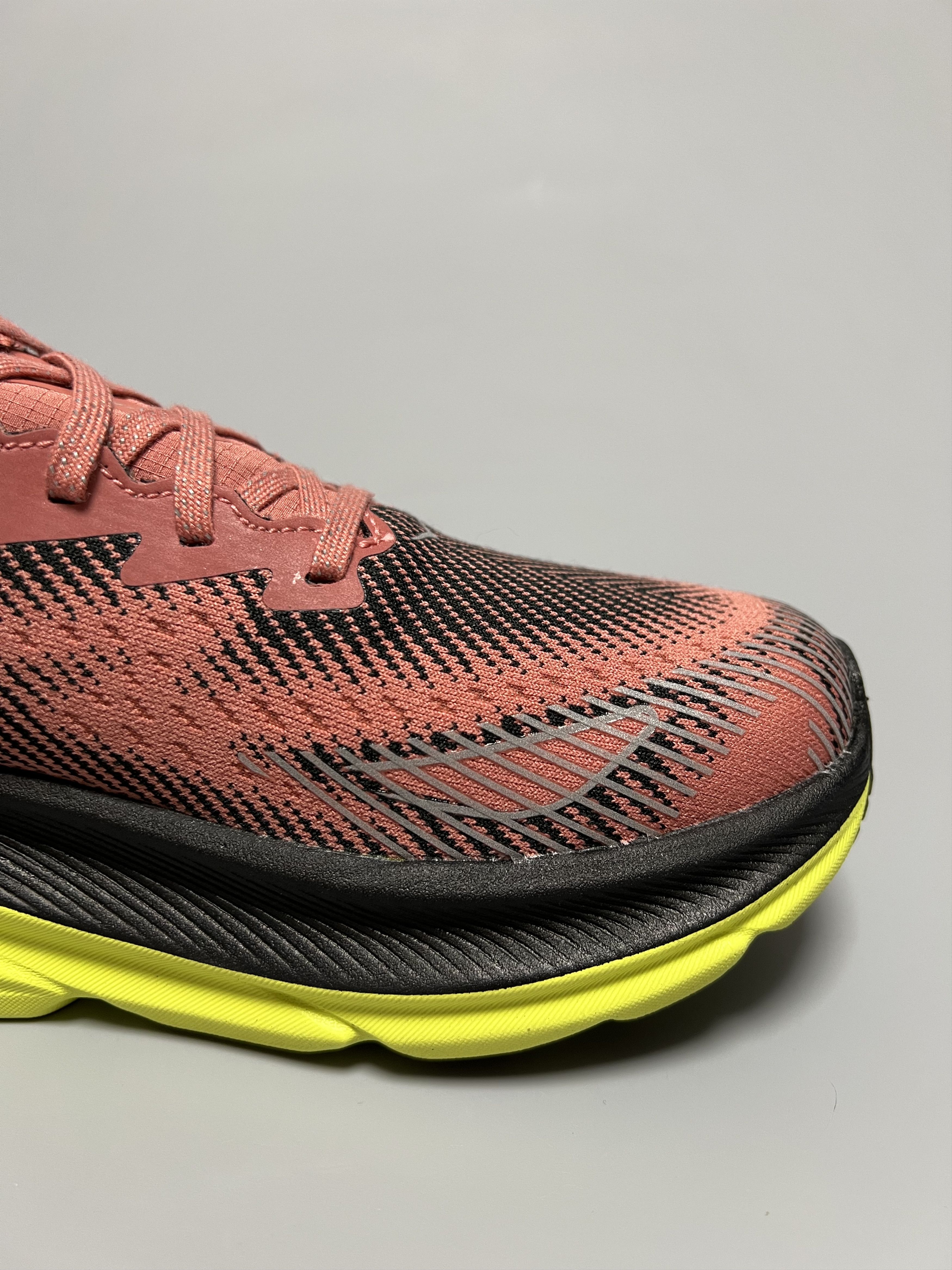 Hoka Hoka One One Clifton 9 GTX TS Gore-Tex Running Shoes Size US 8 / EU 41 - 8 Thumbnail