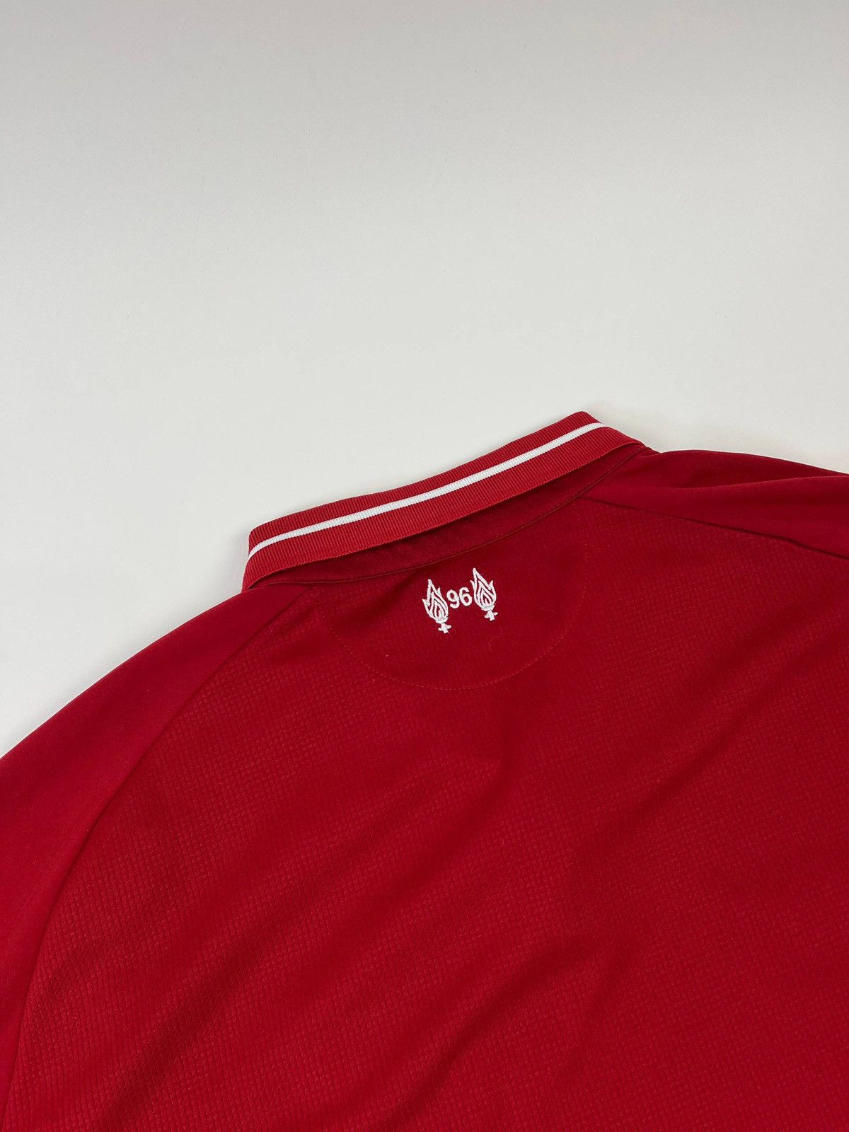 New Balance Liverpool FC Home Jersey 2018-19 Premier League Jersey Size US XL / EU 56 / 4 - 14 Thumbnail