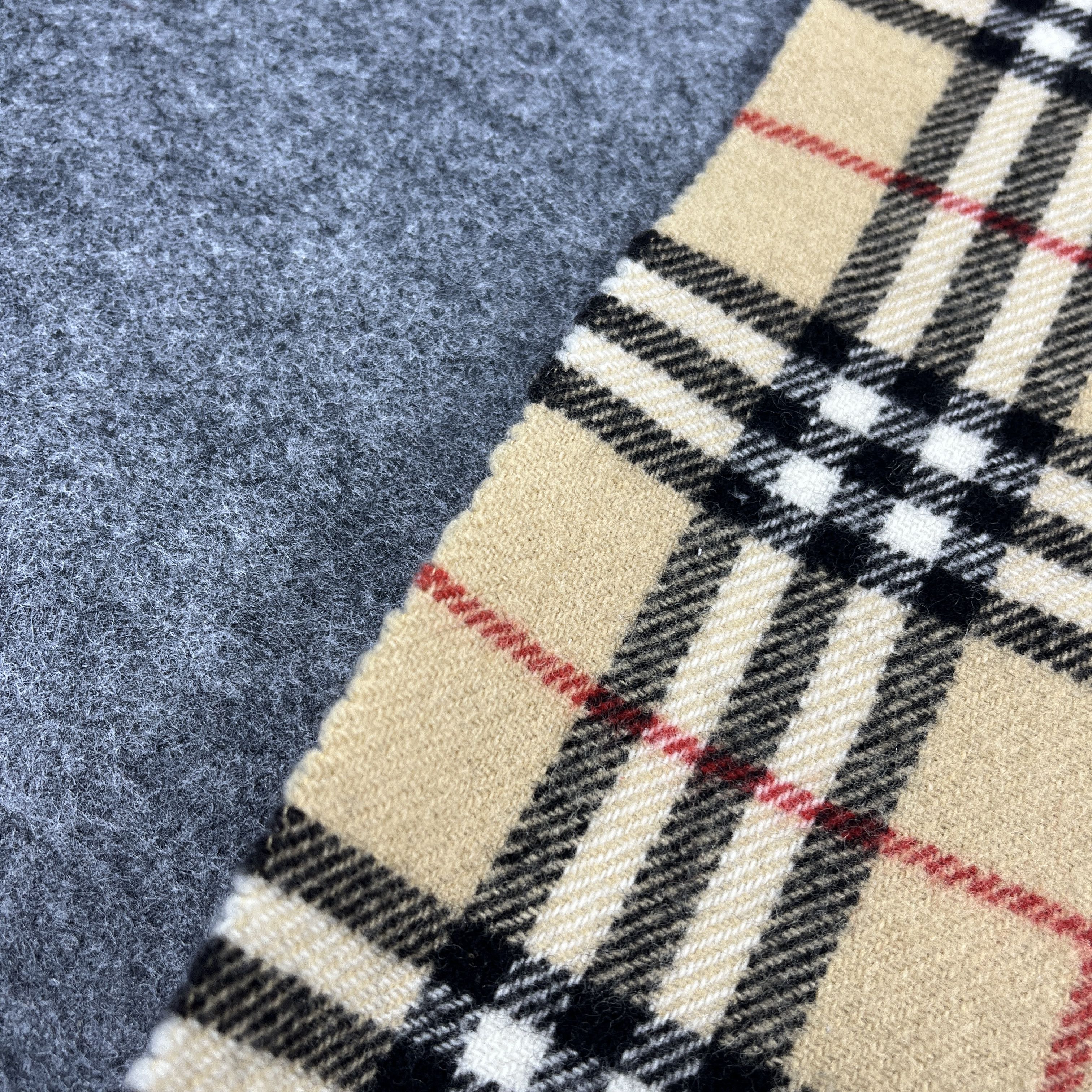 Burberry Burberry Stole / Scarf / Muffler / Neckwear T983 Size ONE SIZE - 10 Thumbnail
